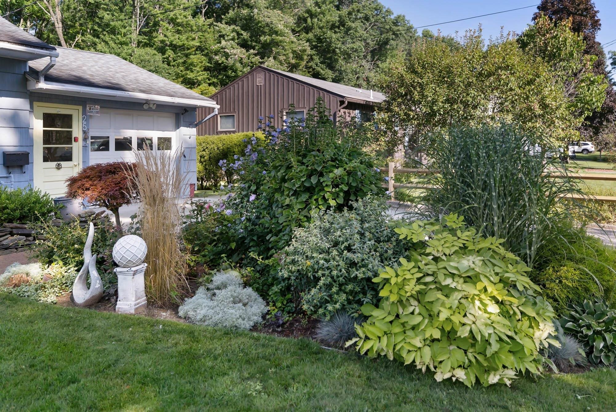 25 Mills Avenue Property Photo 3