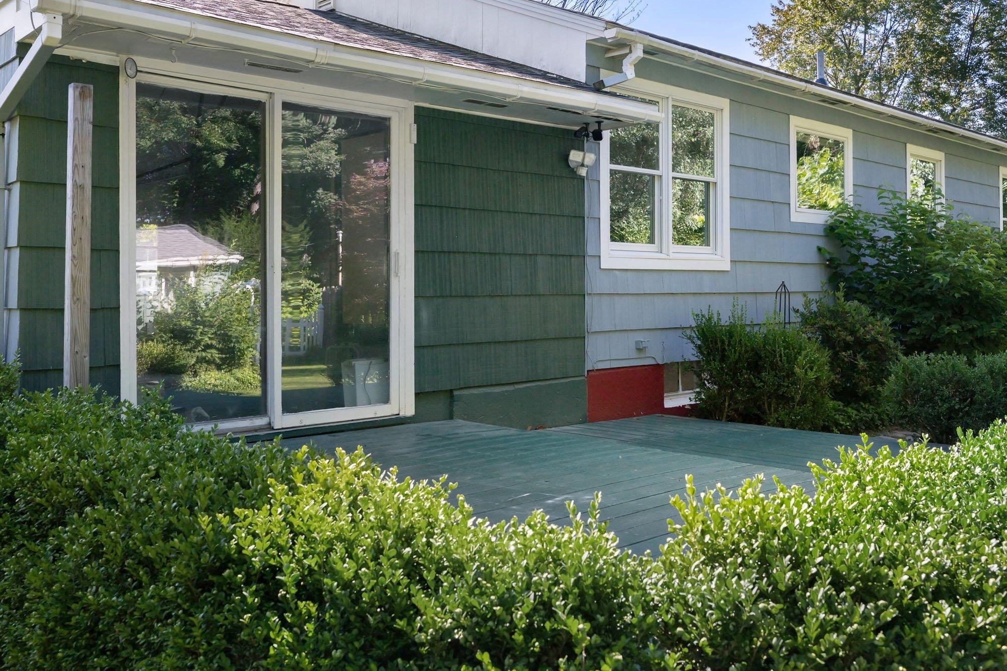 25 Mills Avenue Property Photo 7
