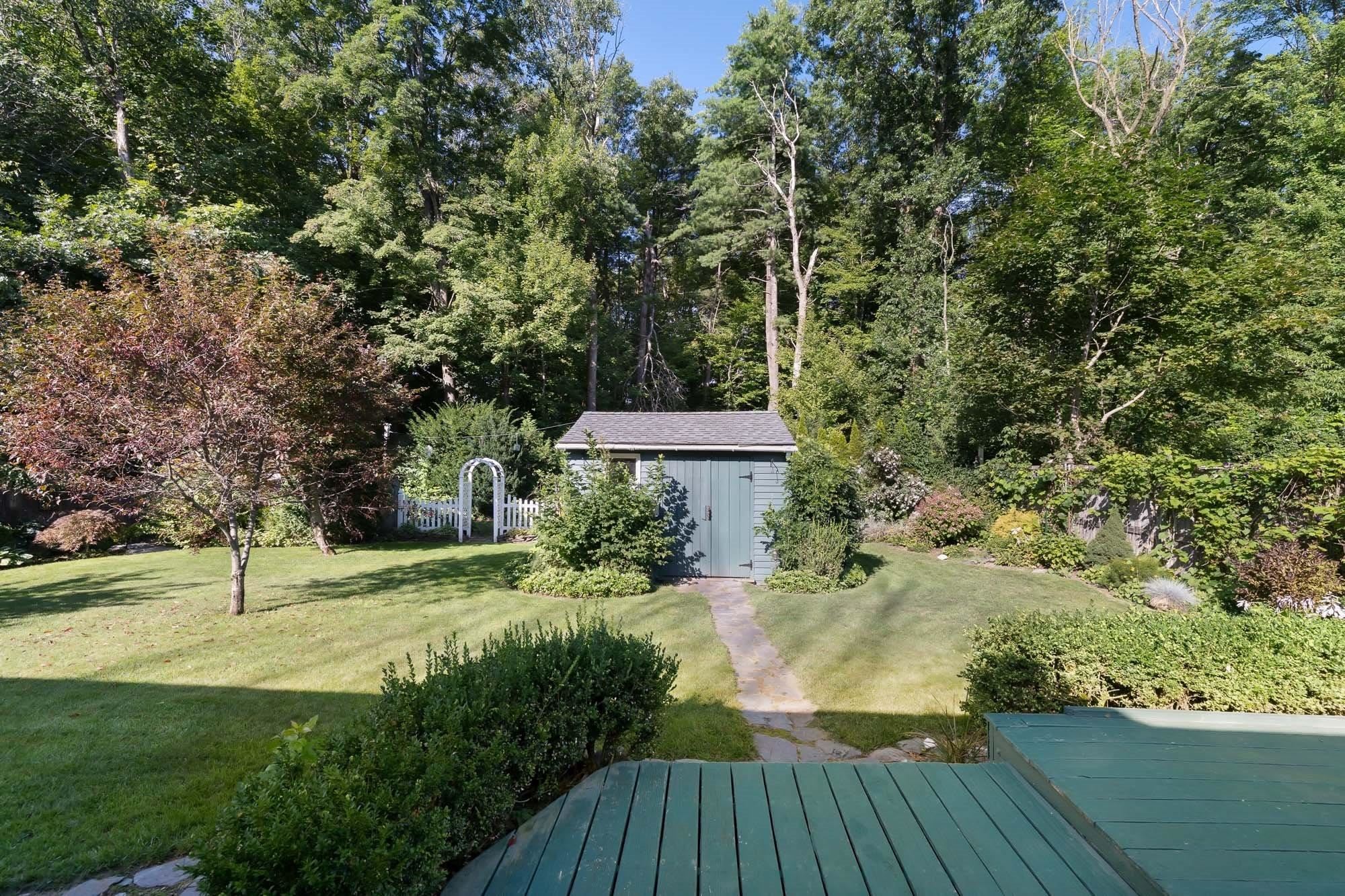 25 Mills Avenue Property Photo 10