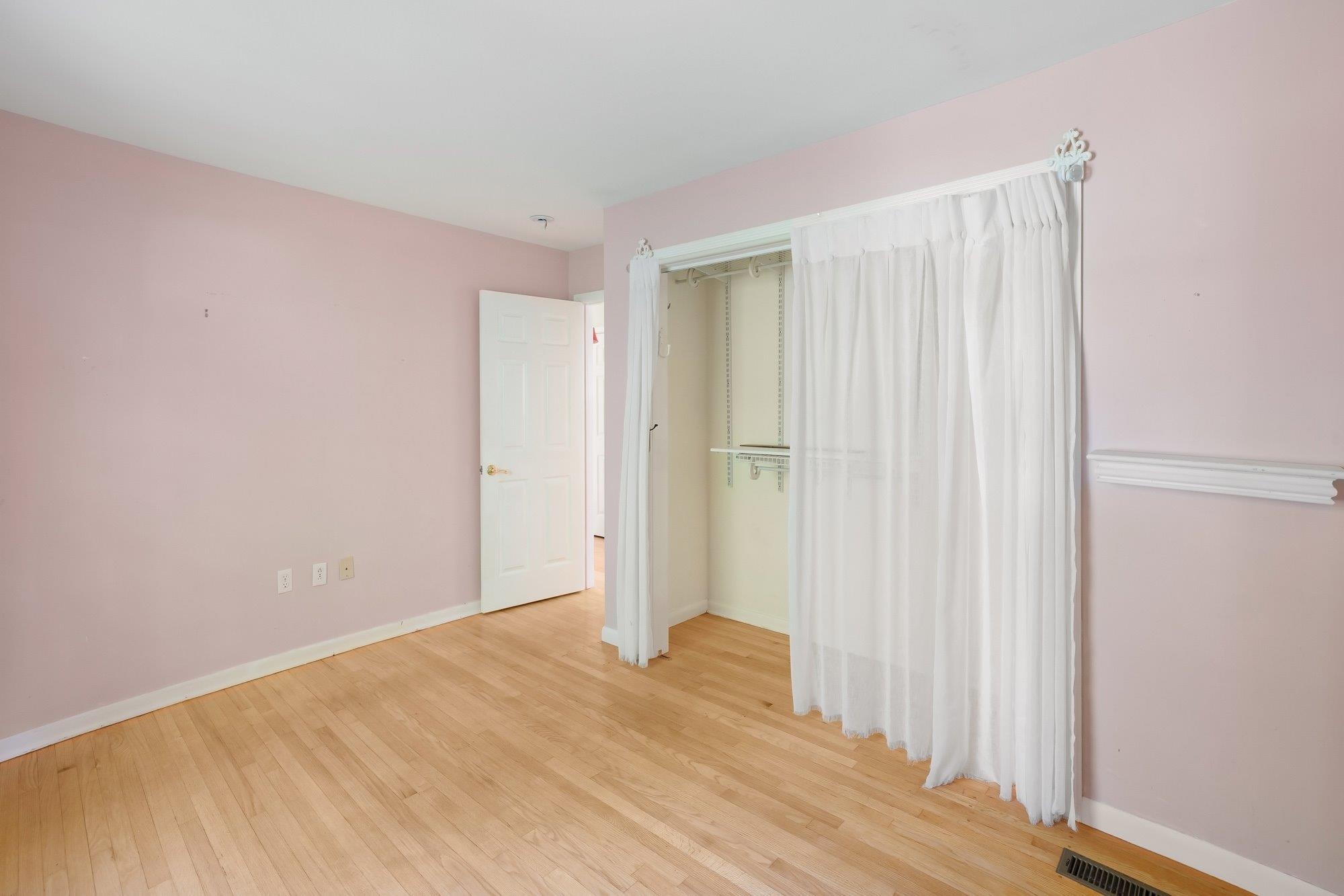 25 Mills Avenue Property Photo 20