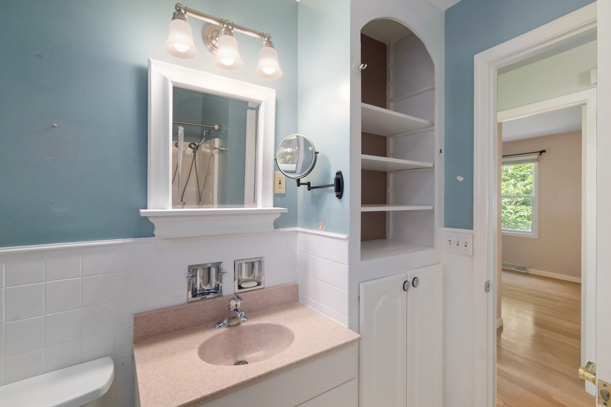 25 Mills Avenue Property Photo 21