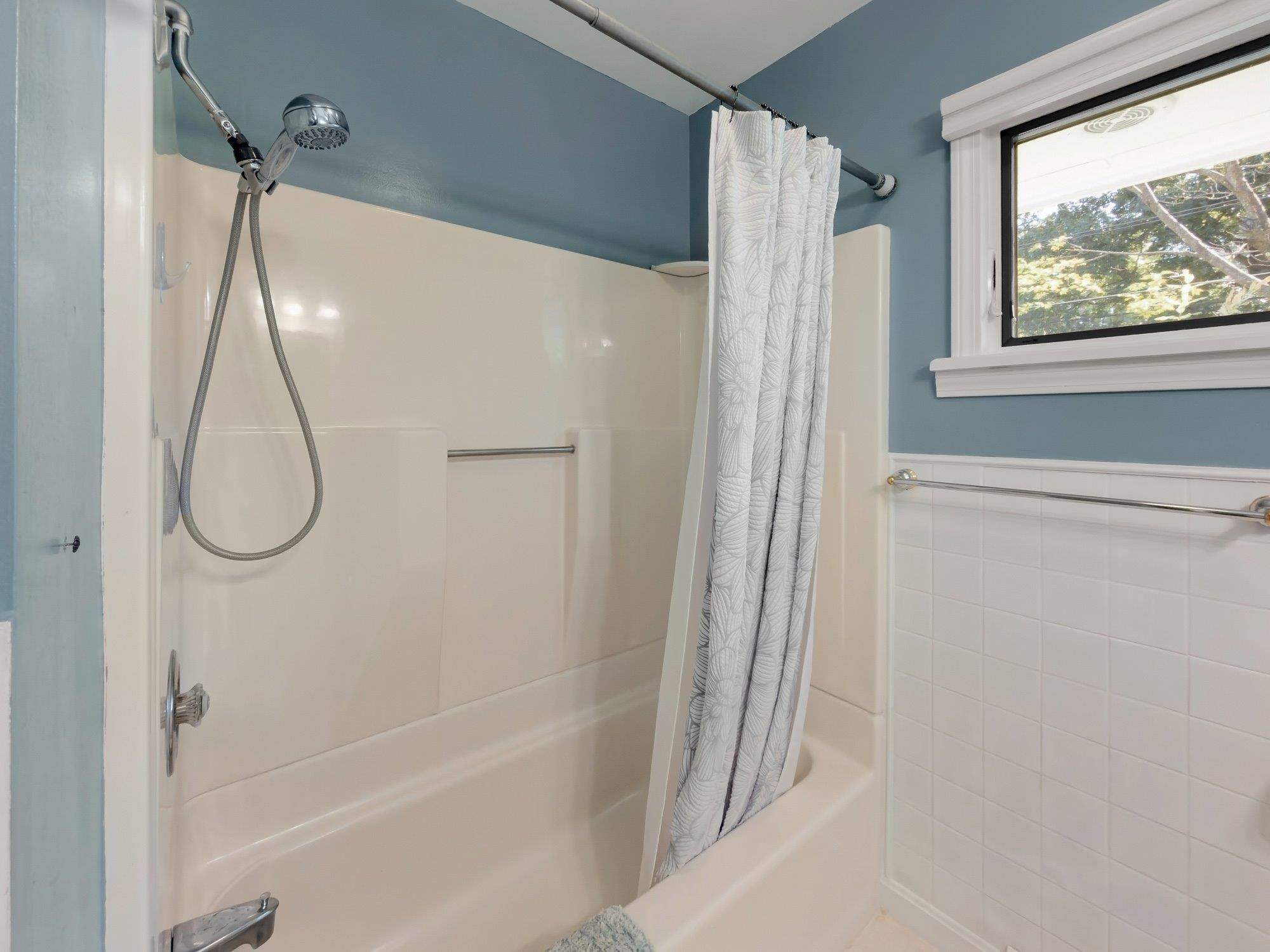25 Mills Avenue Property Photo 22