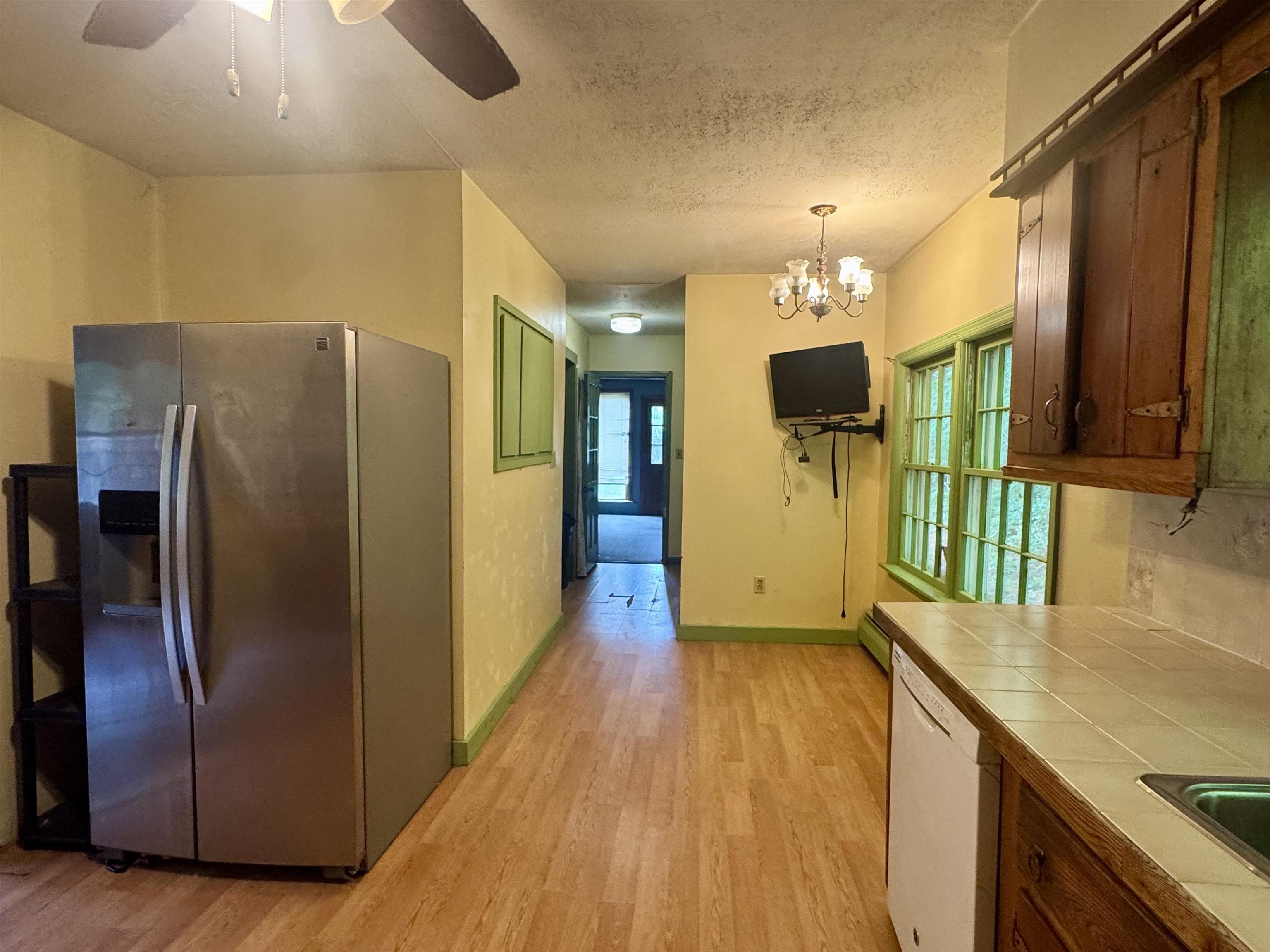 10523 Pomfret Road Property Photo 5