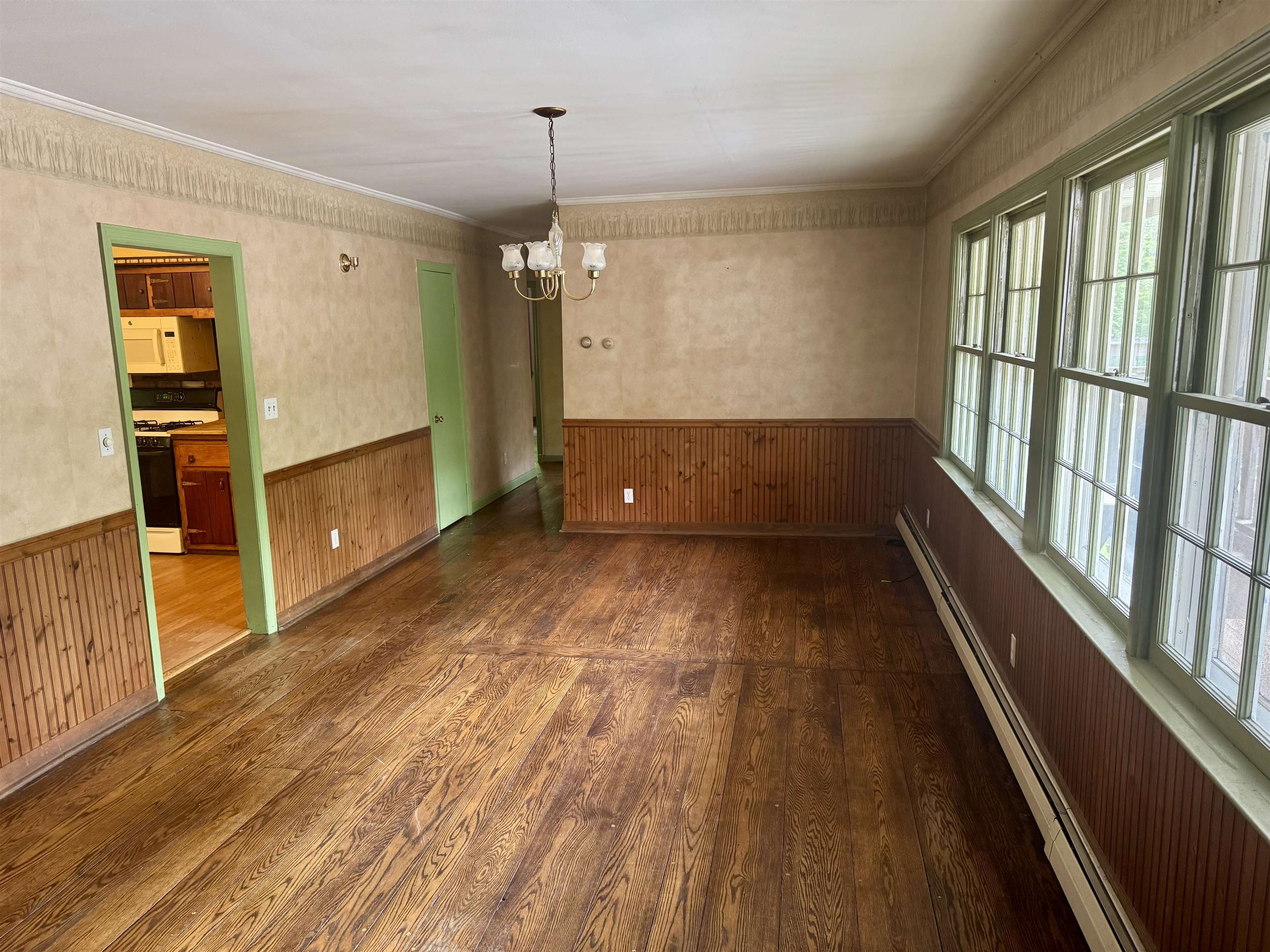 10523 Pomfret Road Property Photo 11