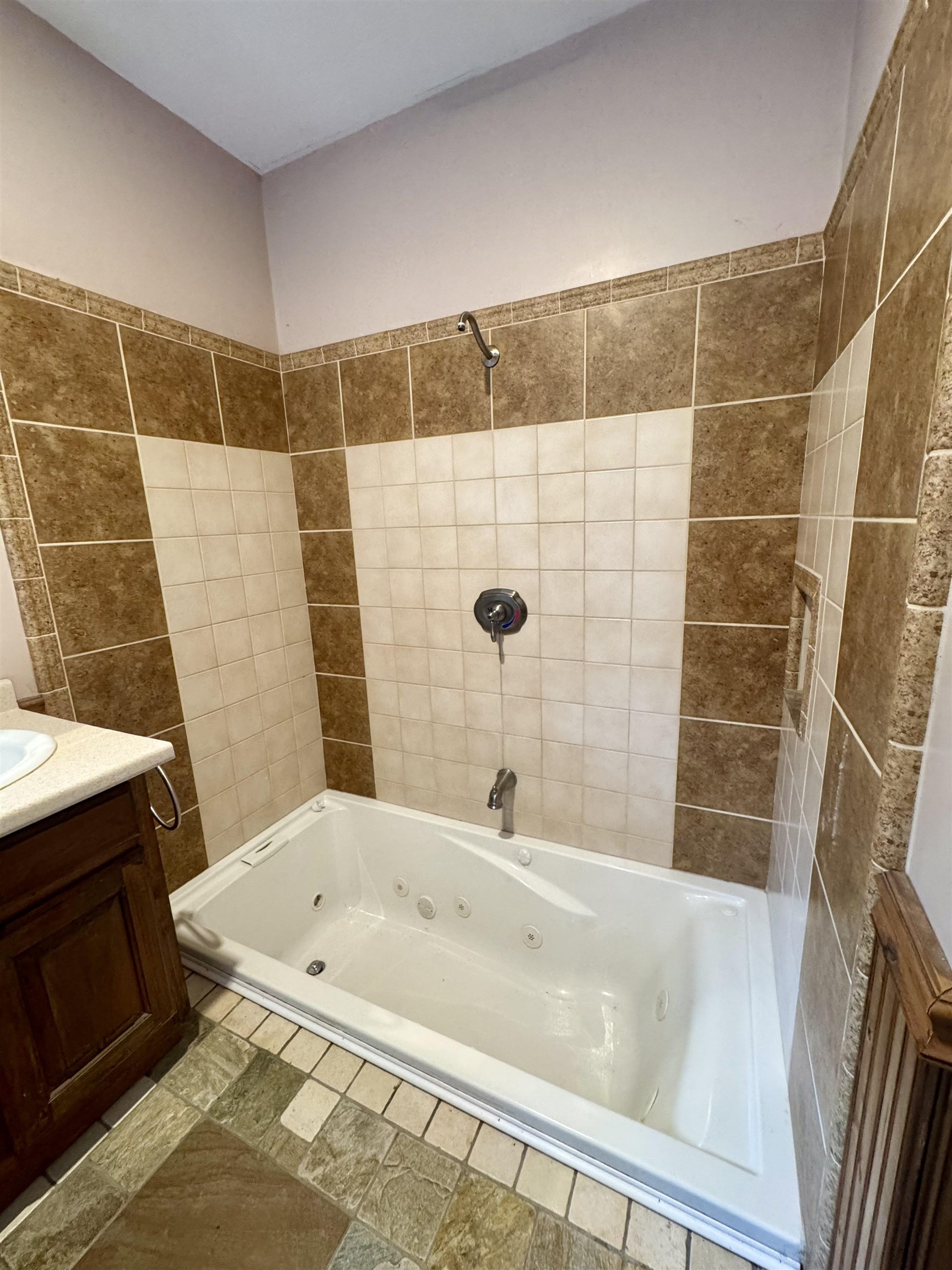10523 Pomfret Road Property Photo 13