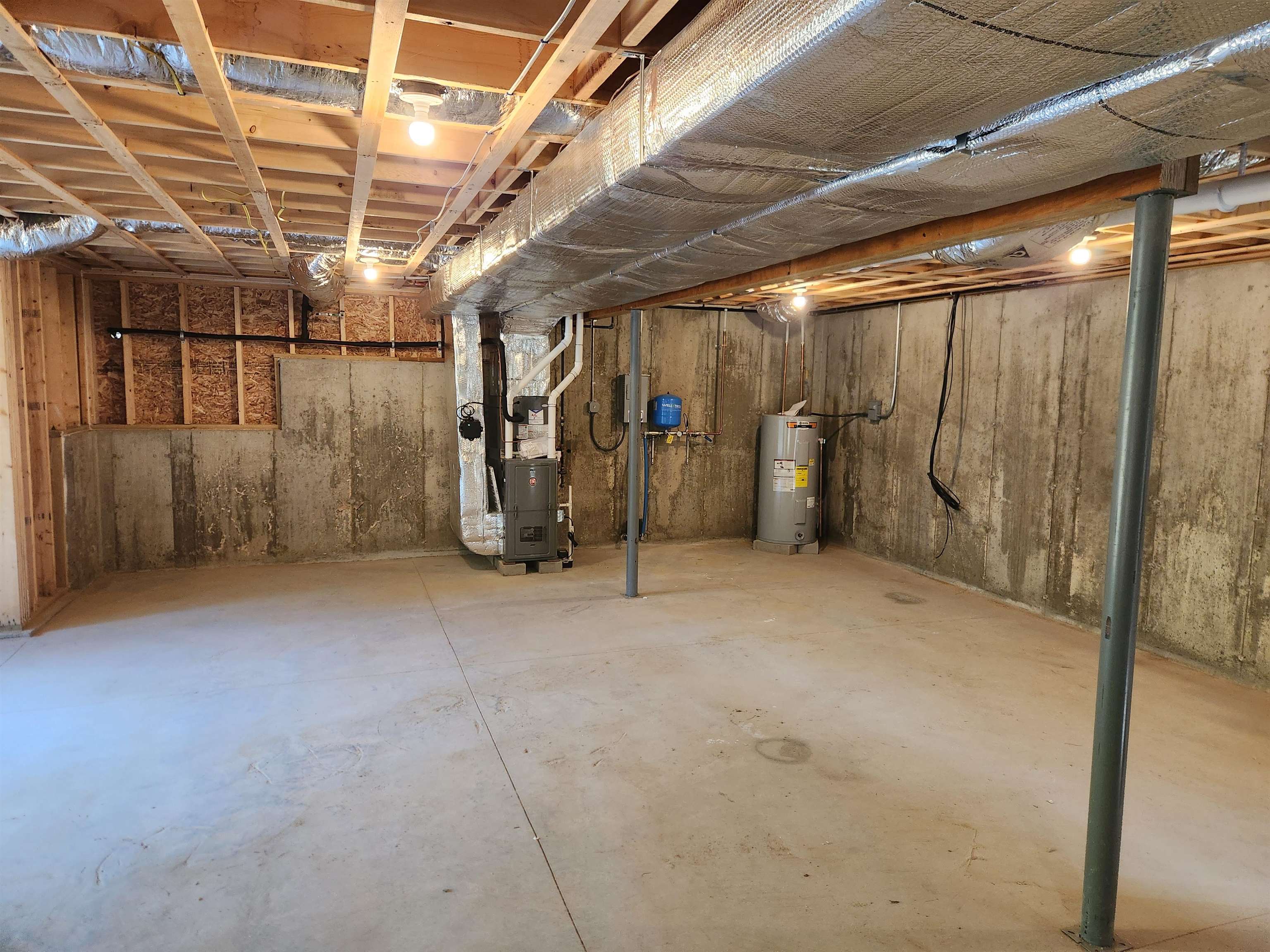 18 Lee Road Property Photo 20