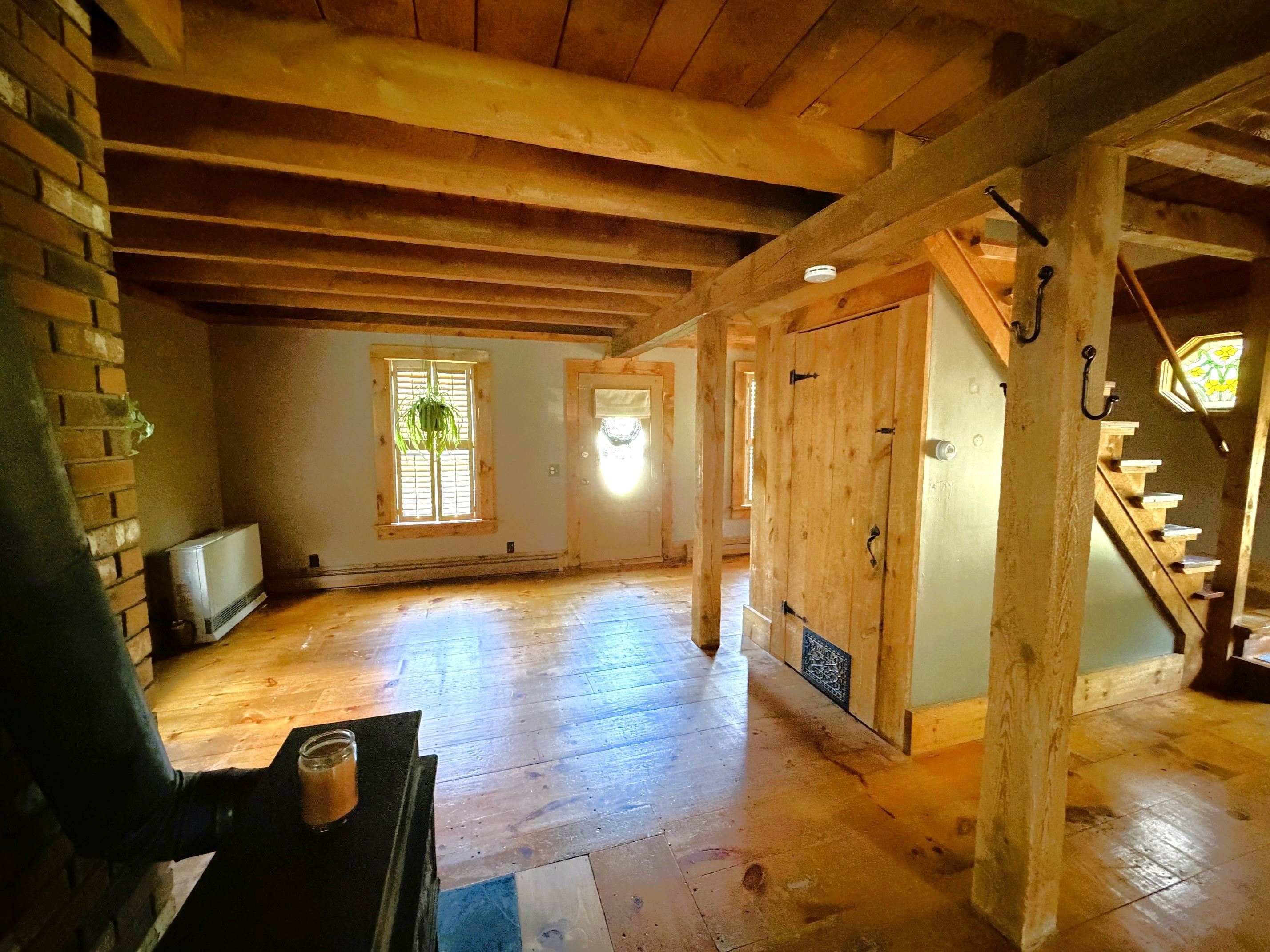 18 Deacons Lane Property Photo 10