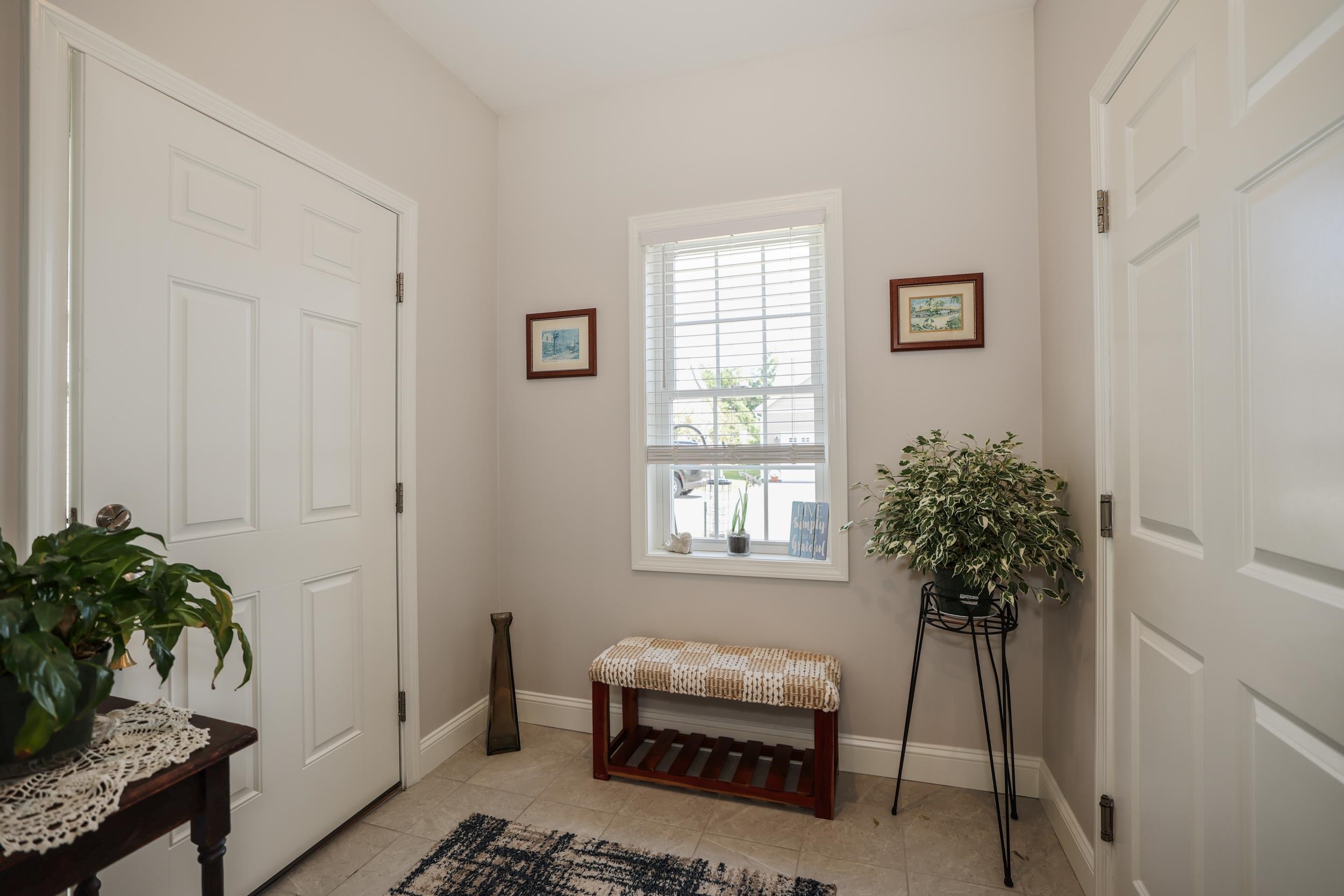 42 Toby Circle Property Photo 8