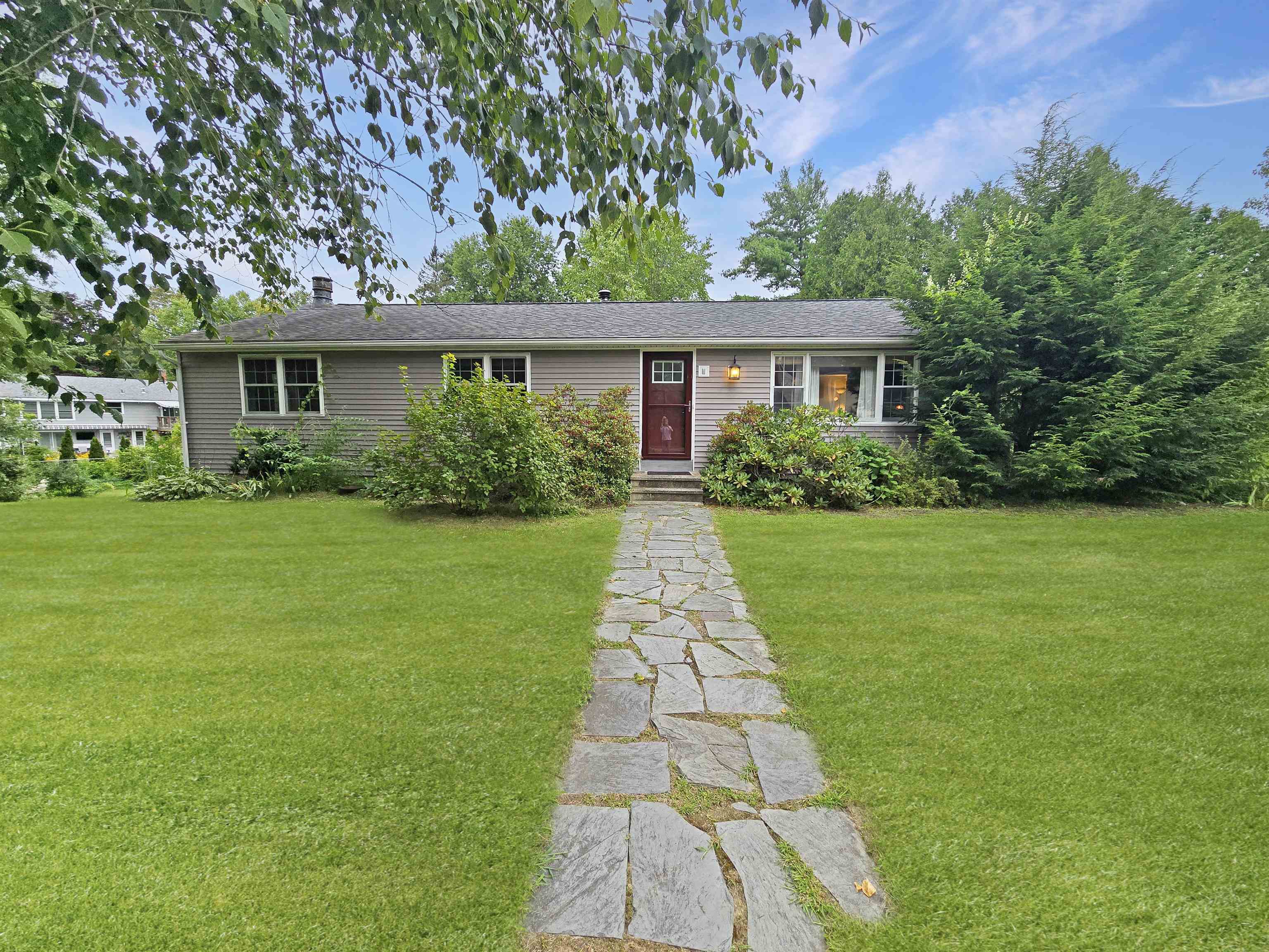 7 Laverne Drive Property Photo 1