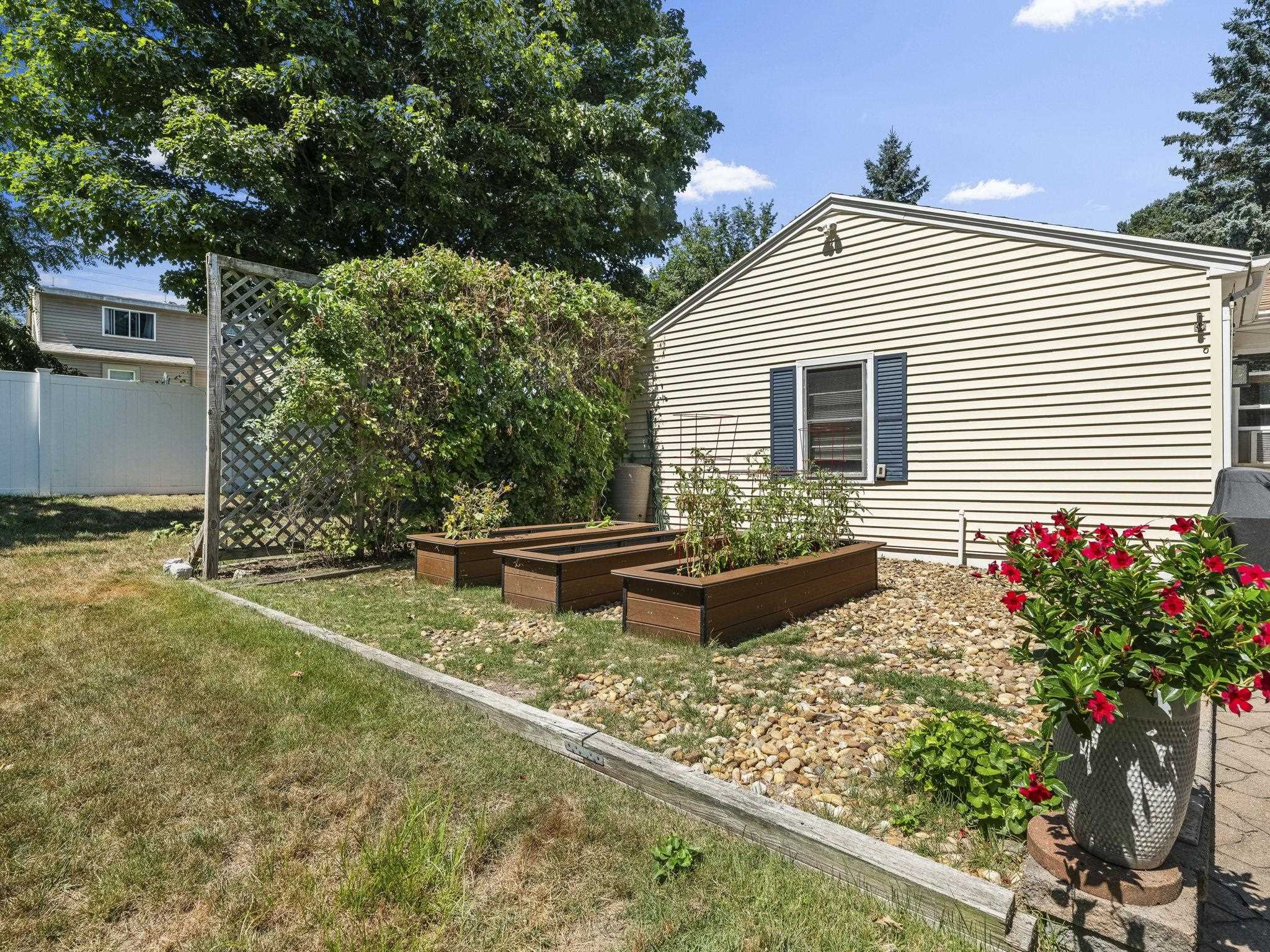 1 Roberts Road Property Photo 35