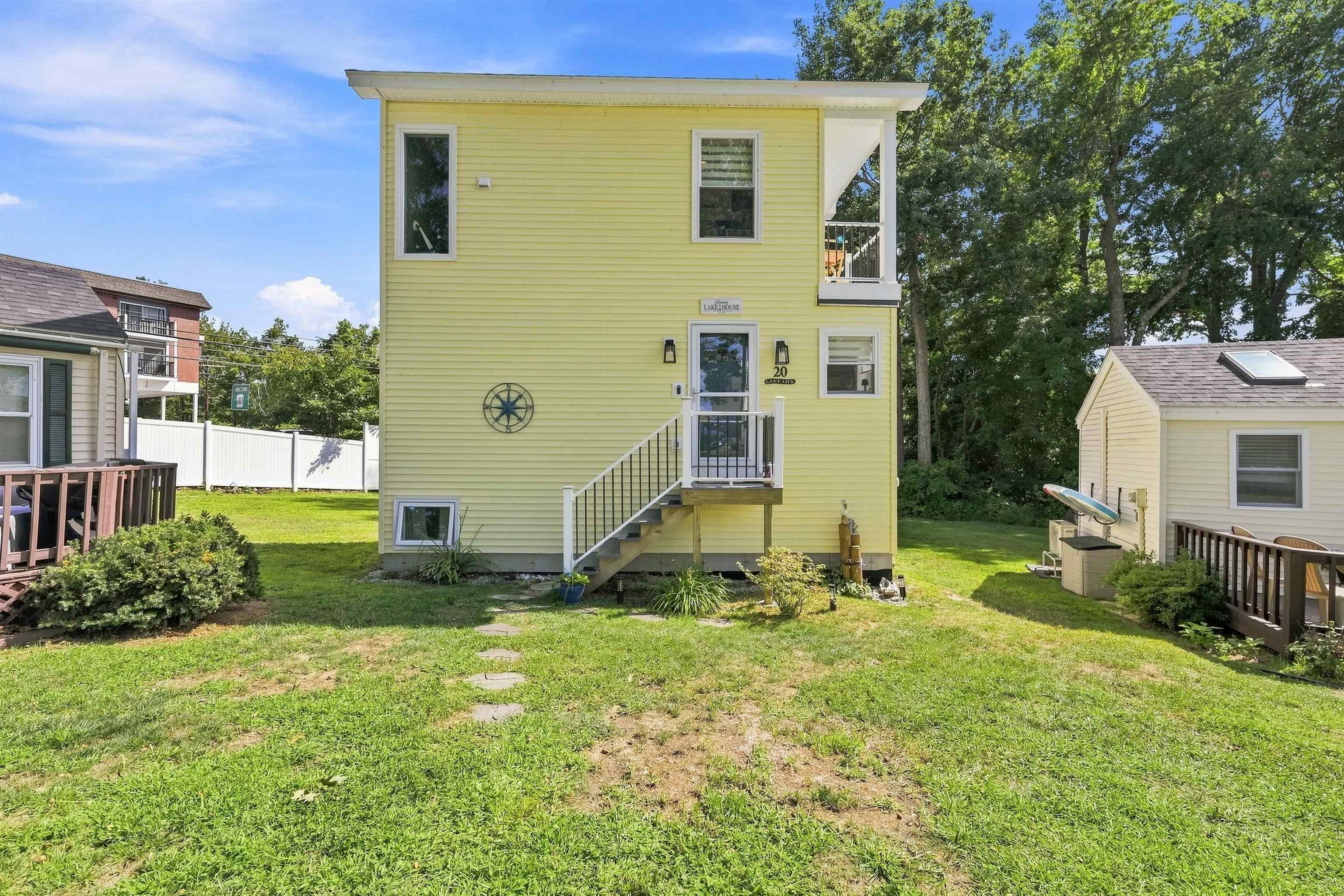 144 Lake Street Property Photo 2