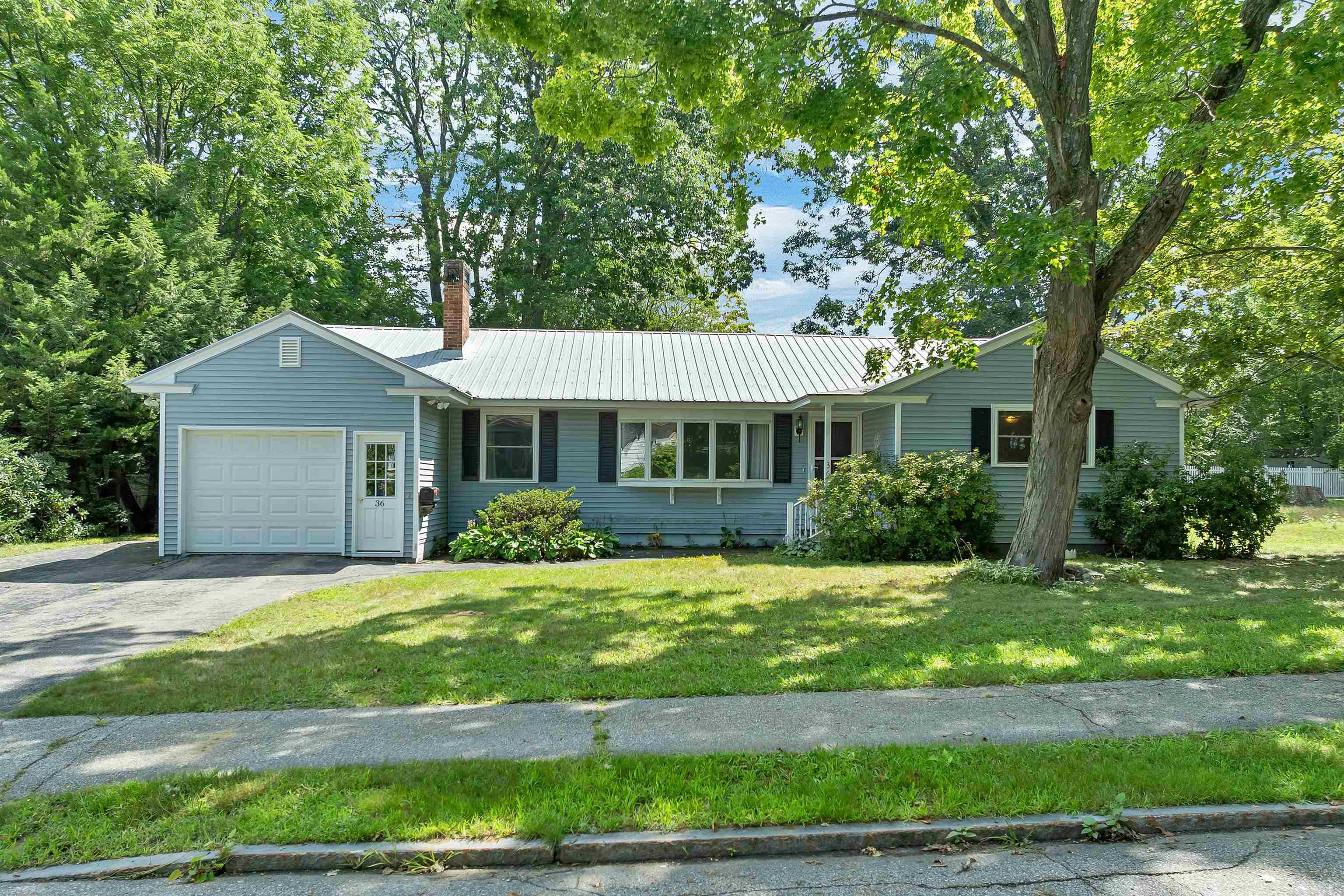 36 Rowell Street Property Photo 1