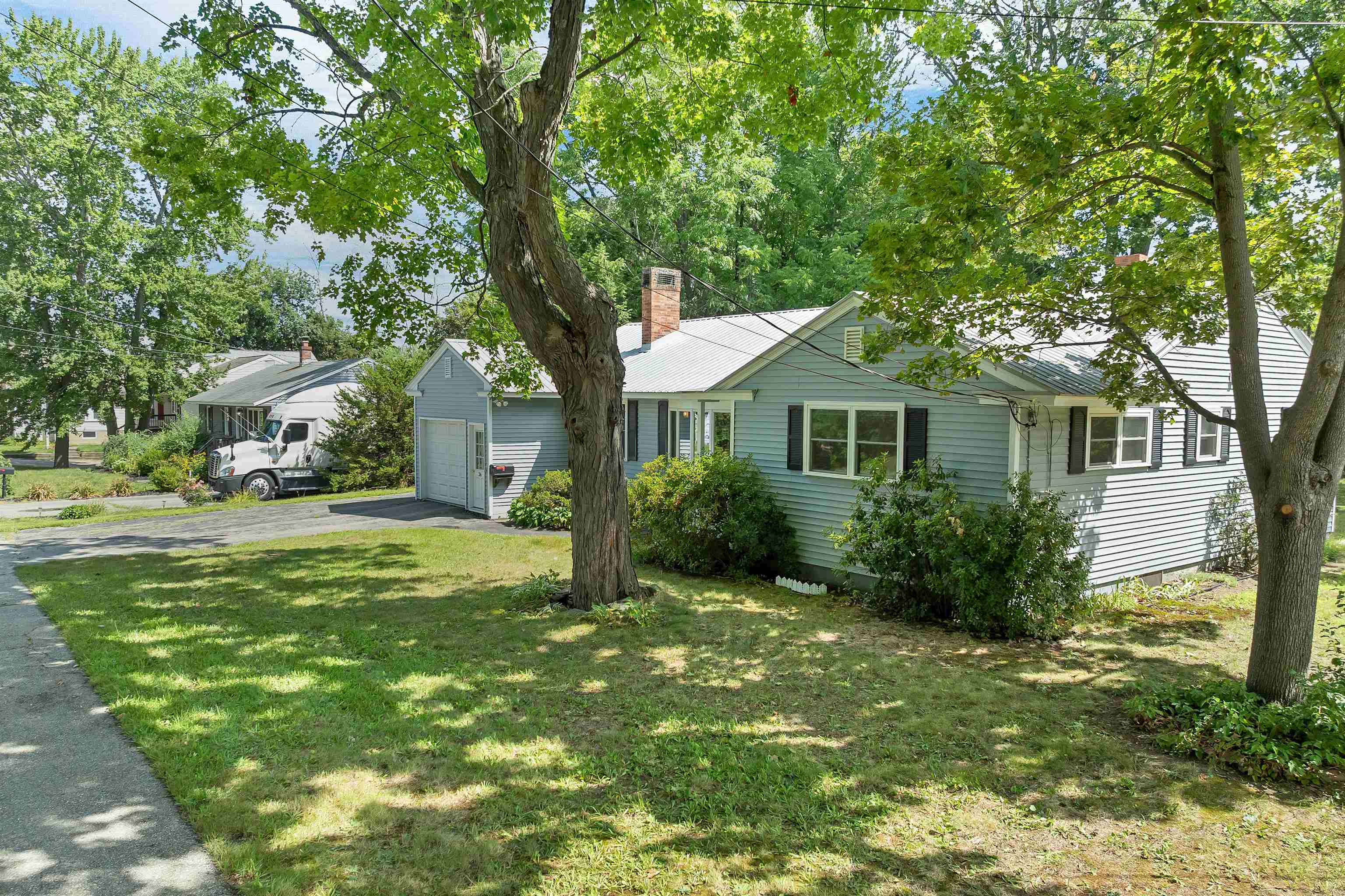 36 Rowell Street Property Photo 4