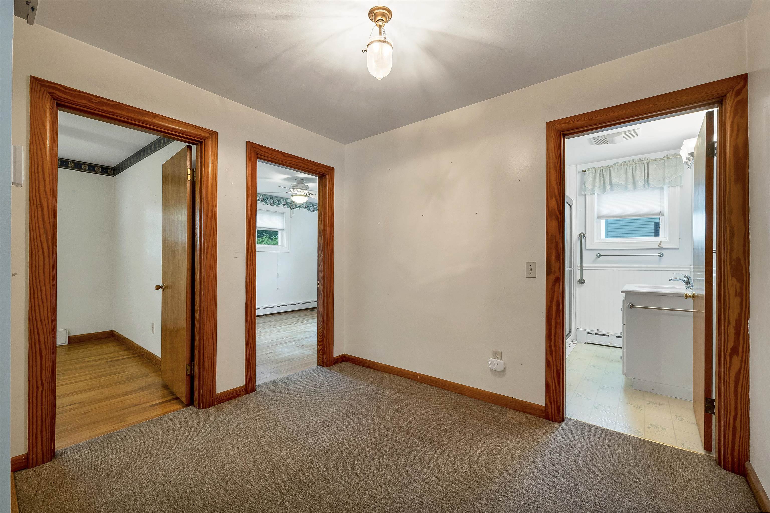 36 Rowell Street Property Photo 40