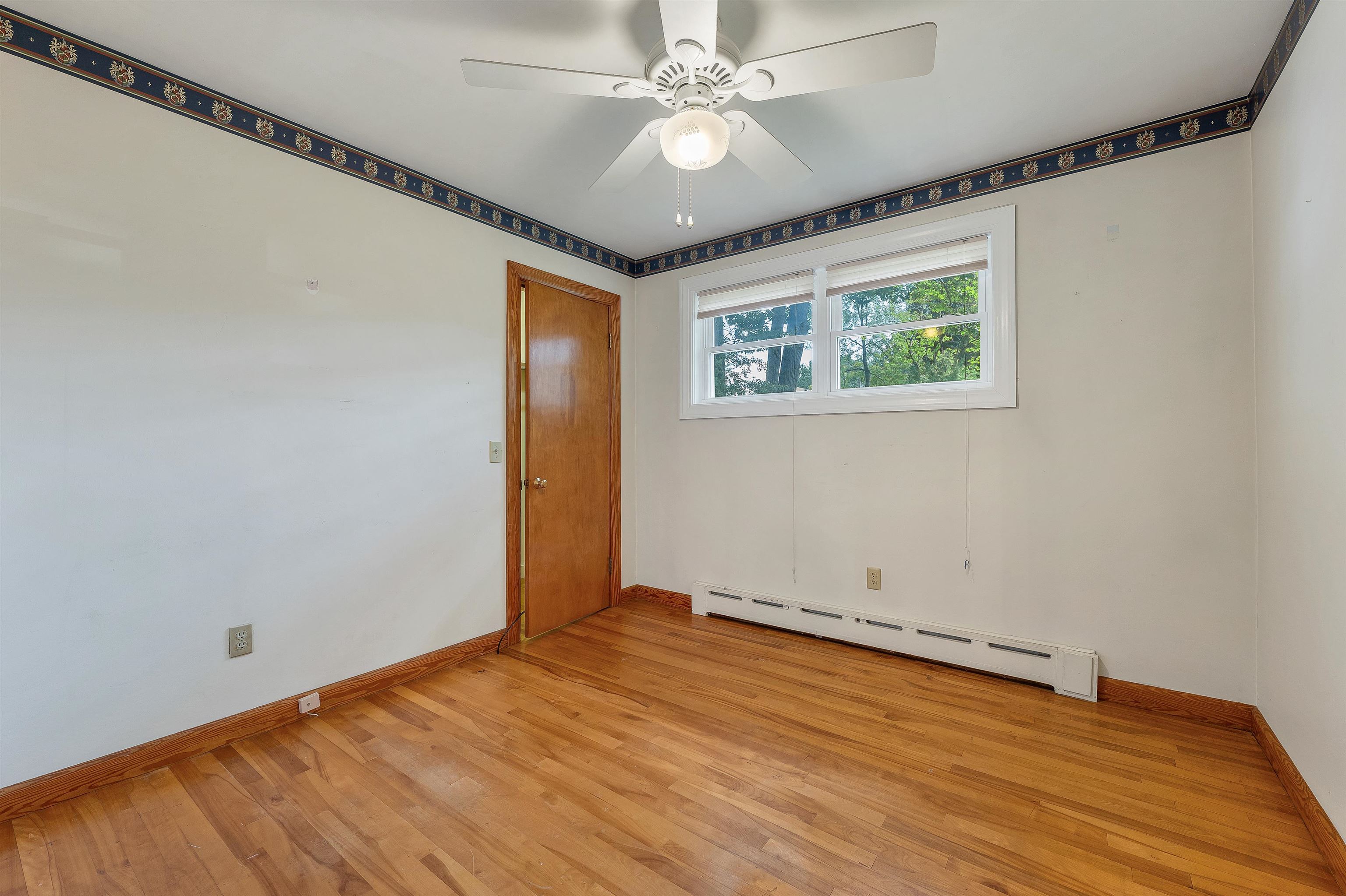 36 Rowell Street Property Photo 41