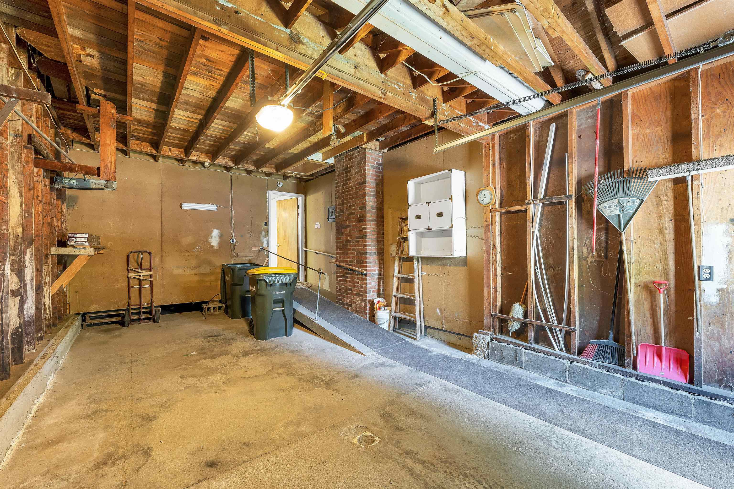 36 Rowell Street Property Photo 55