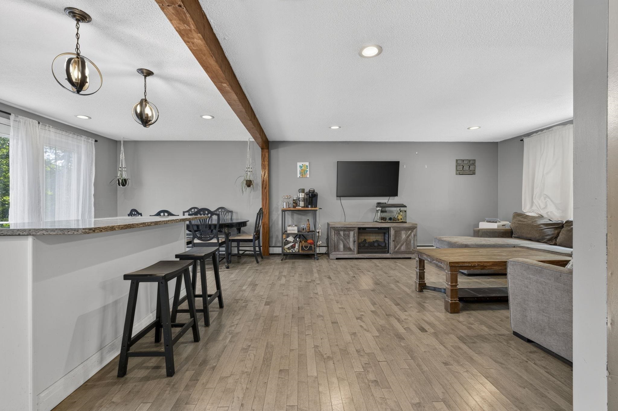 97 Pillsbury Road Property Photo 3
