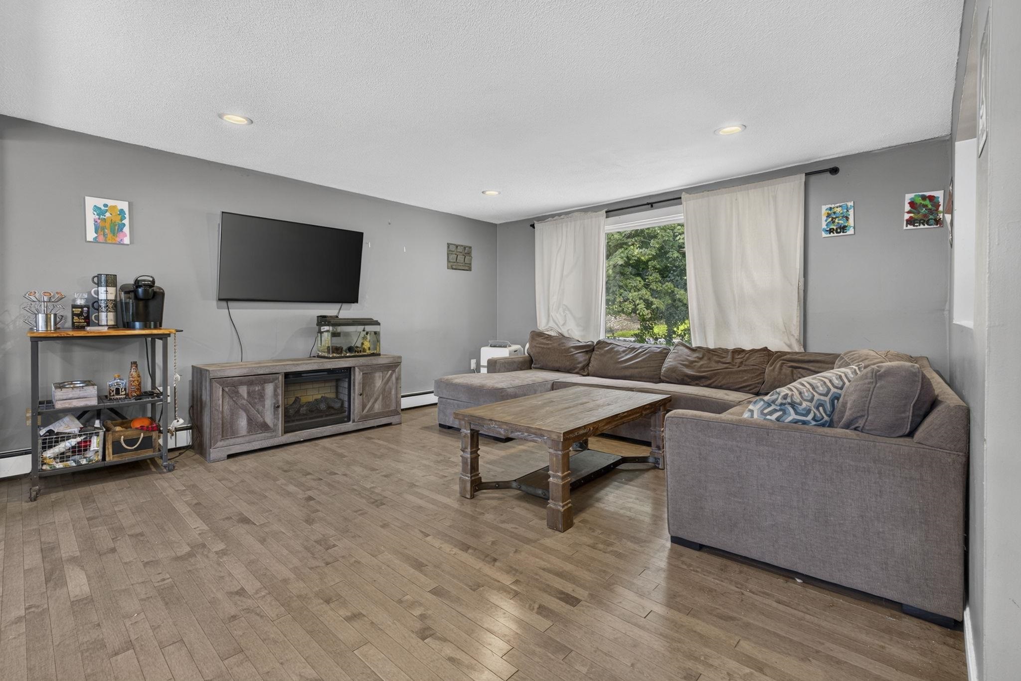 97 Pillsbury Road Property Photo 4