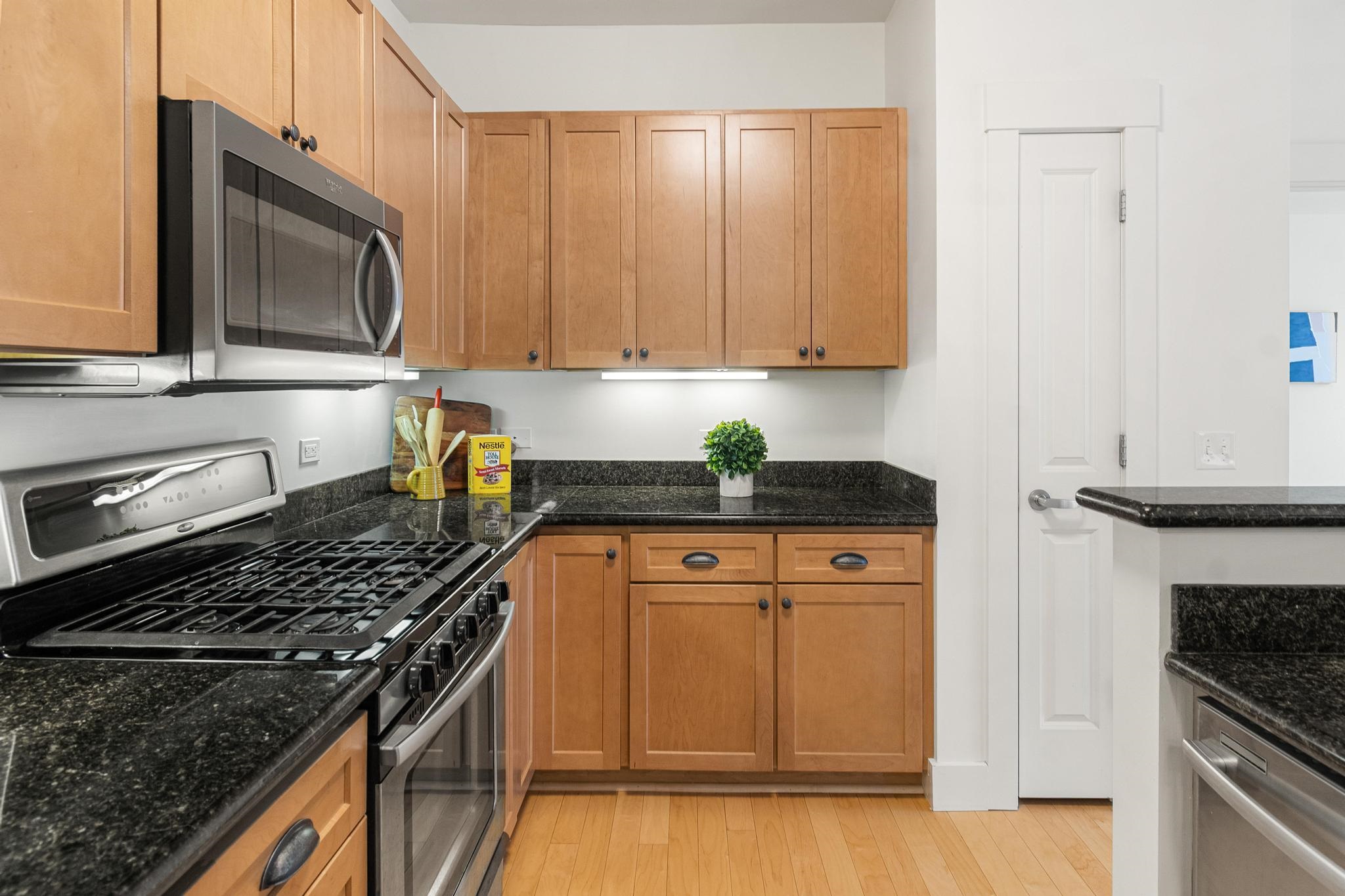 60 Winooski Falls Way Property Photo 14