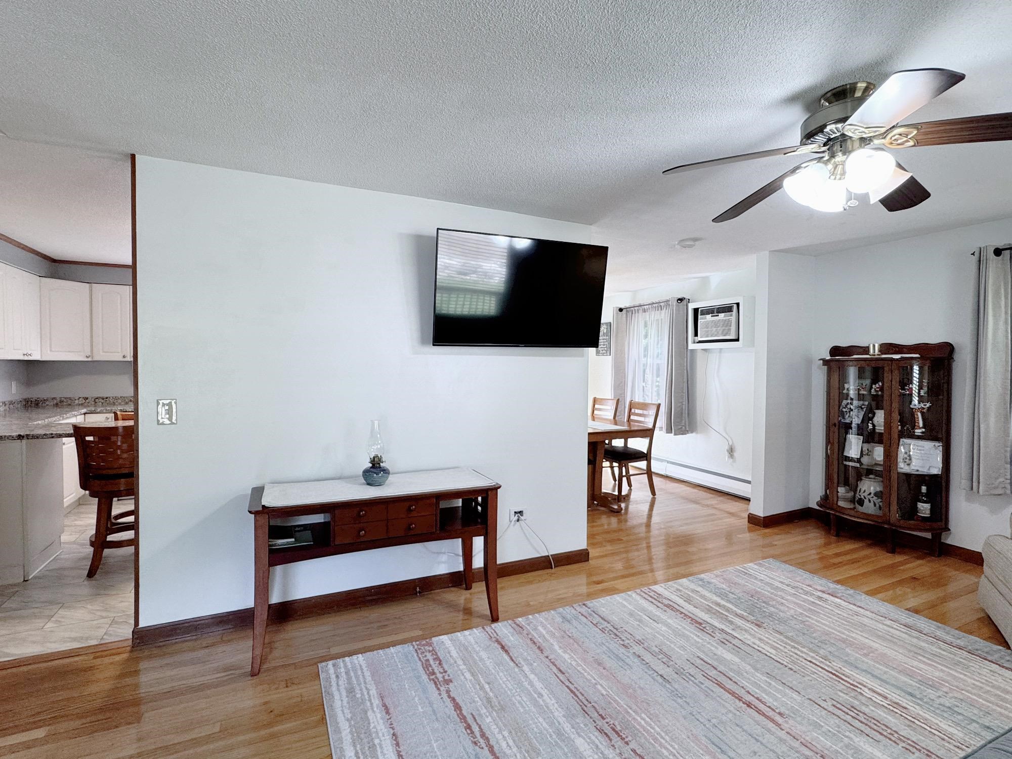 6 Quincy Lane Property Photo 10