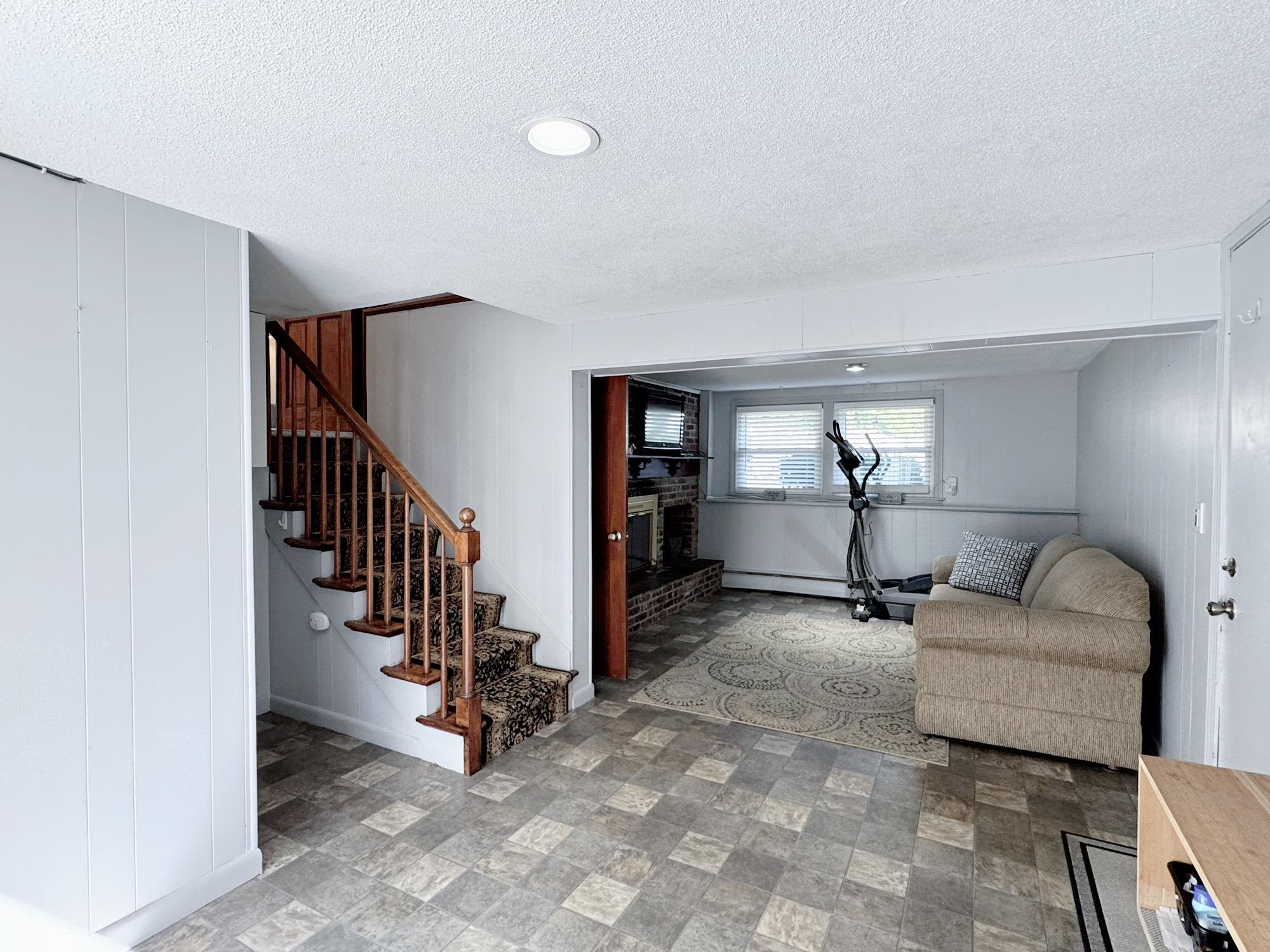 6 Quincy Lane Property Photo 39