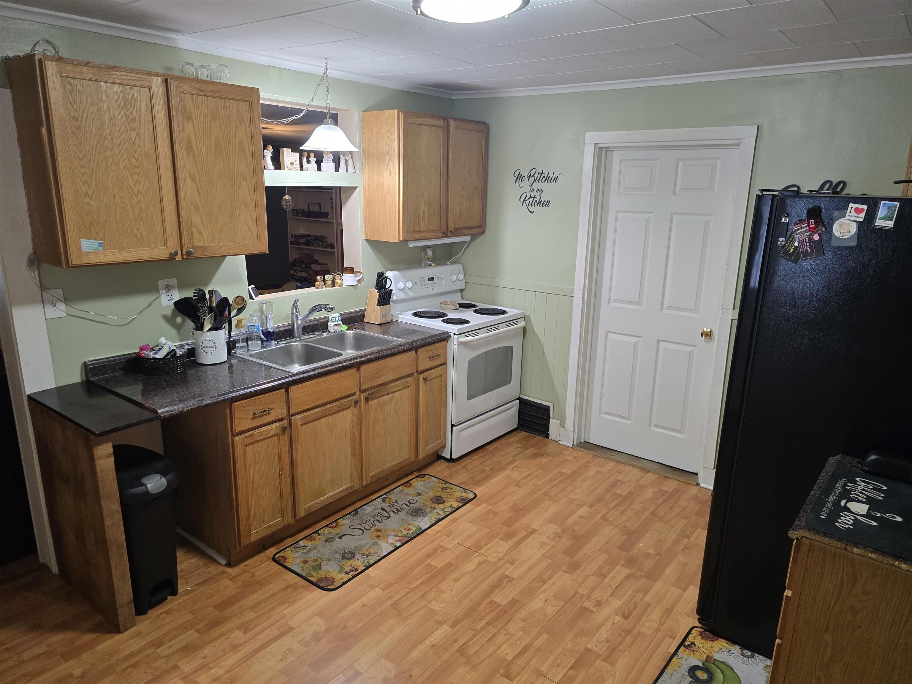 29 Woodland Street Property Photo 11