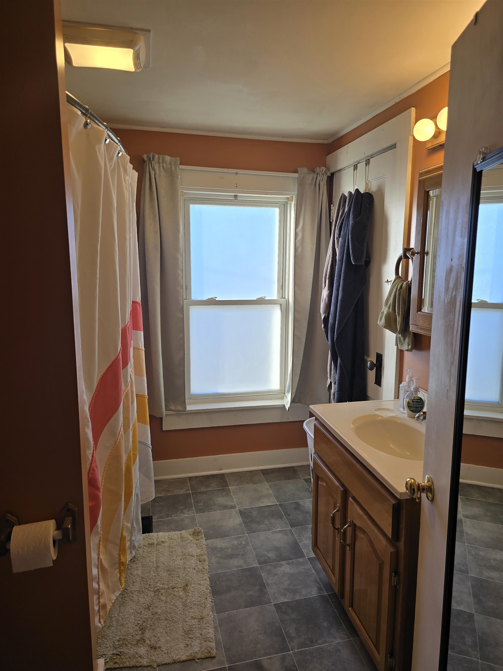 29 Woodland Street Property Photo 29