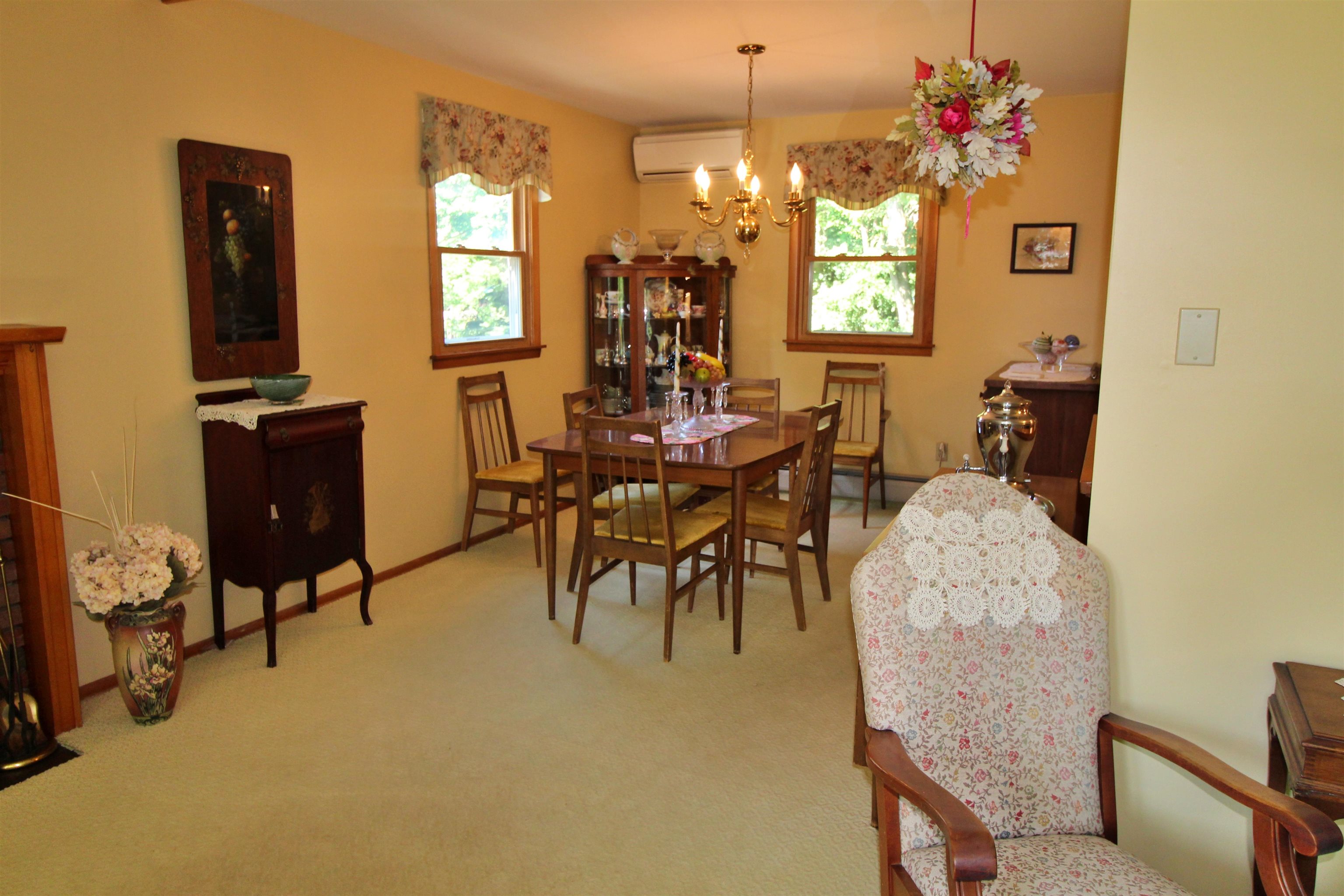 30 Roseade Parkway Property Photo 9