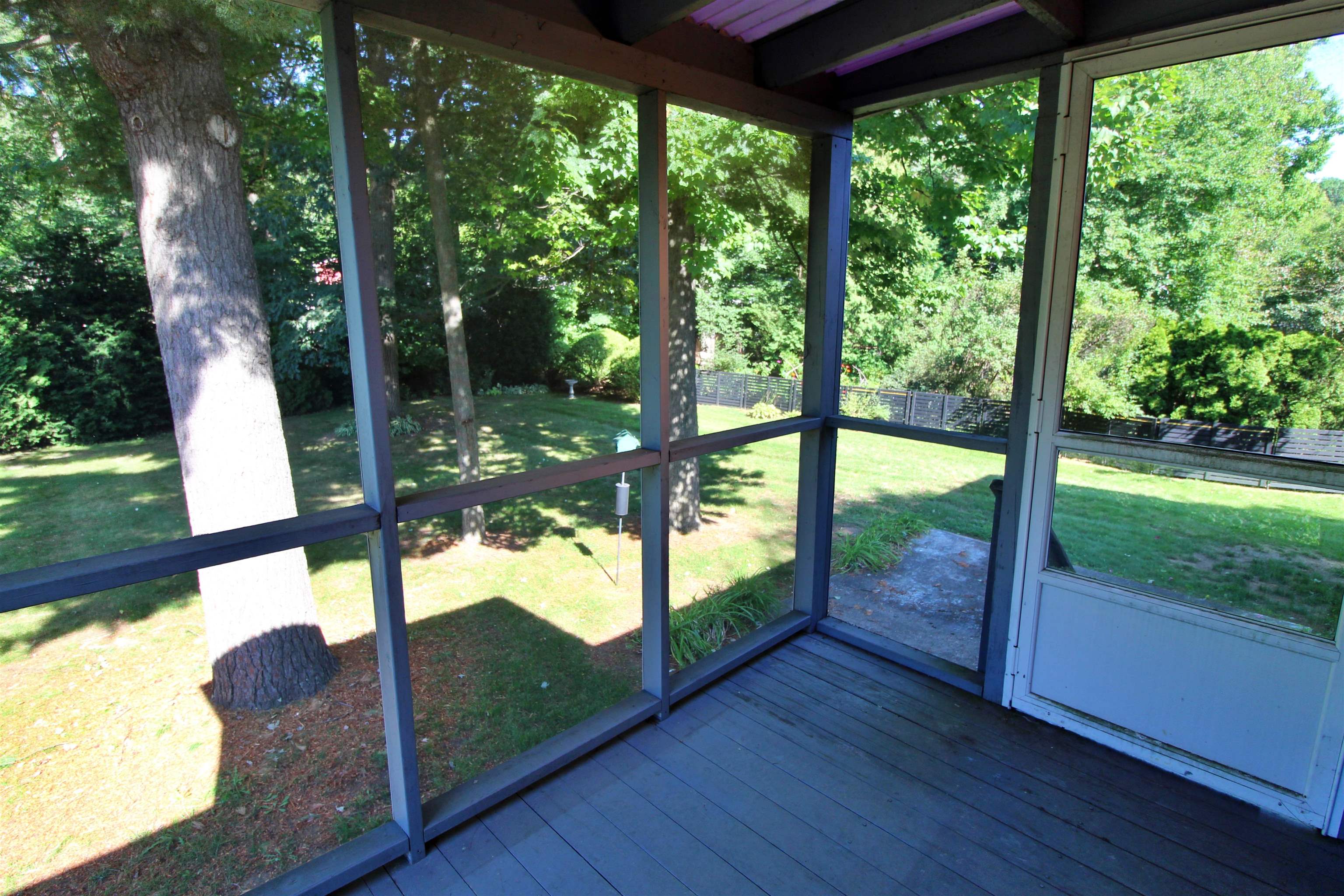 30 Roseade Parkway Property Photo 16