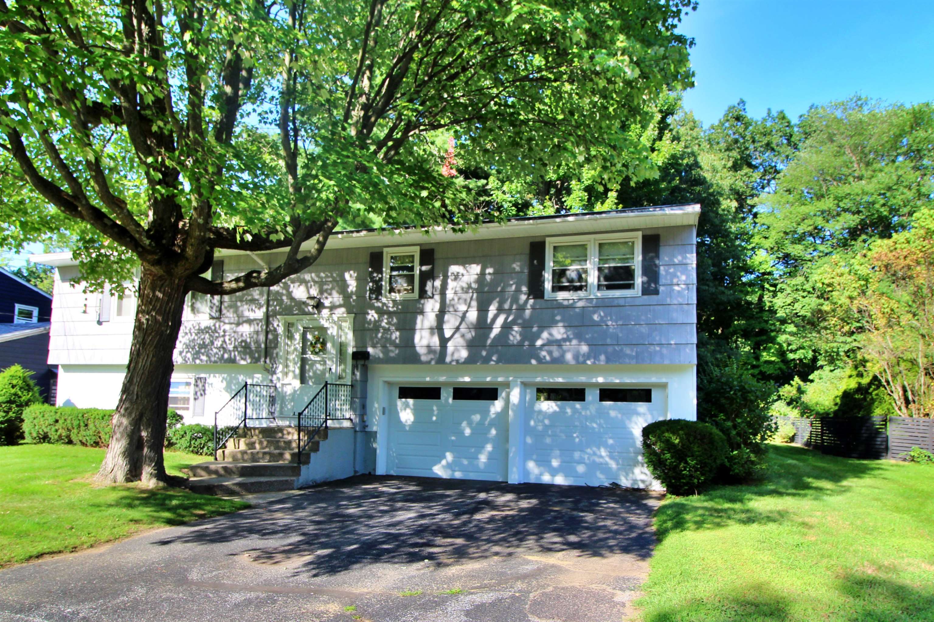 30 Roseade Parkway Property Photo 30