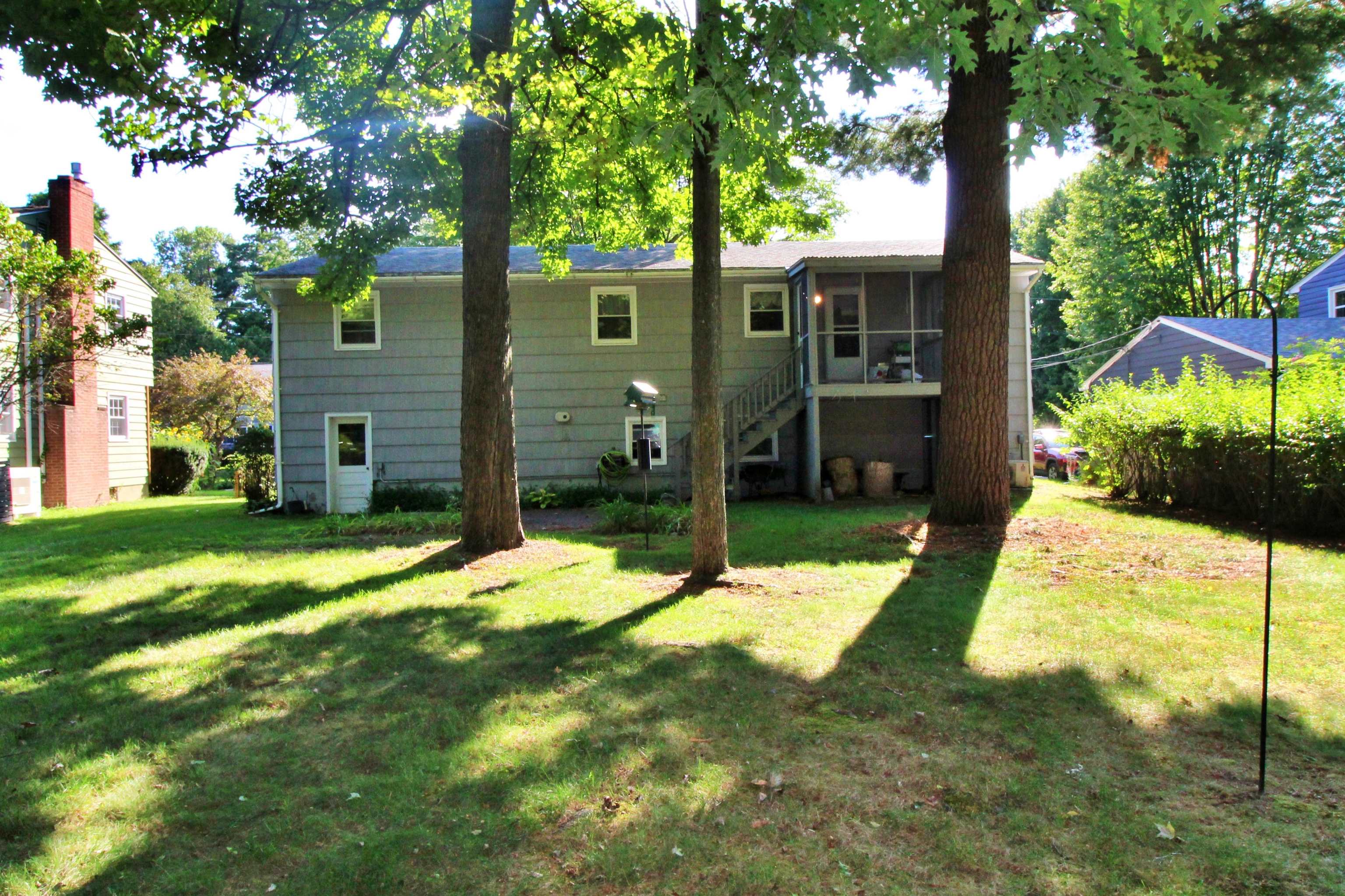30 Roseade Parkway Property Photo 34