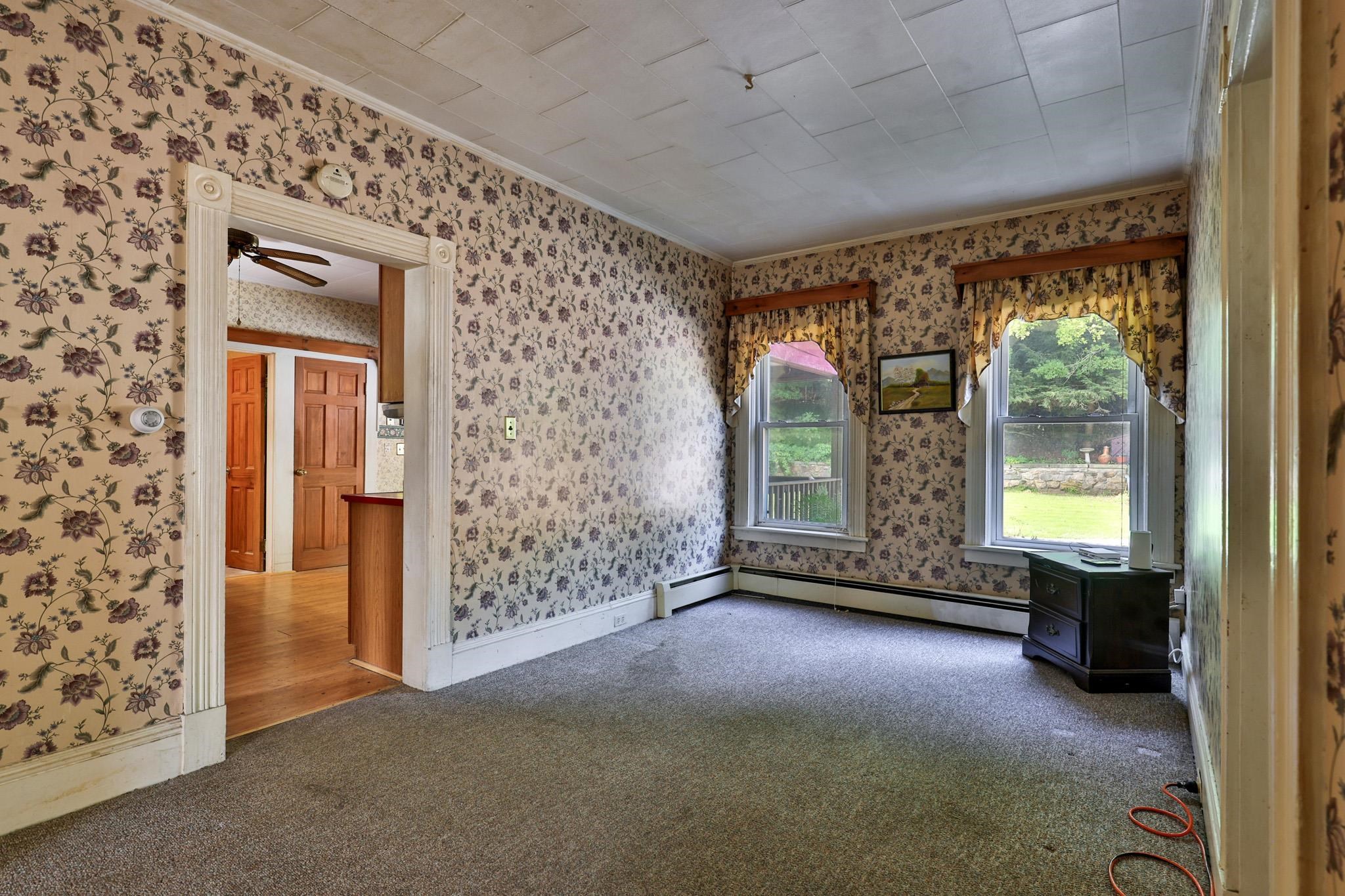 55 Pierpoint Avenue Property Photo 8