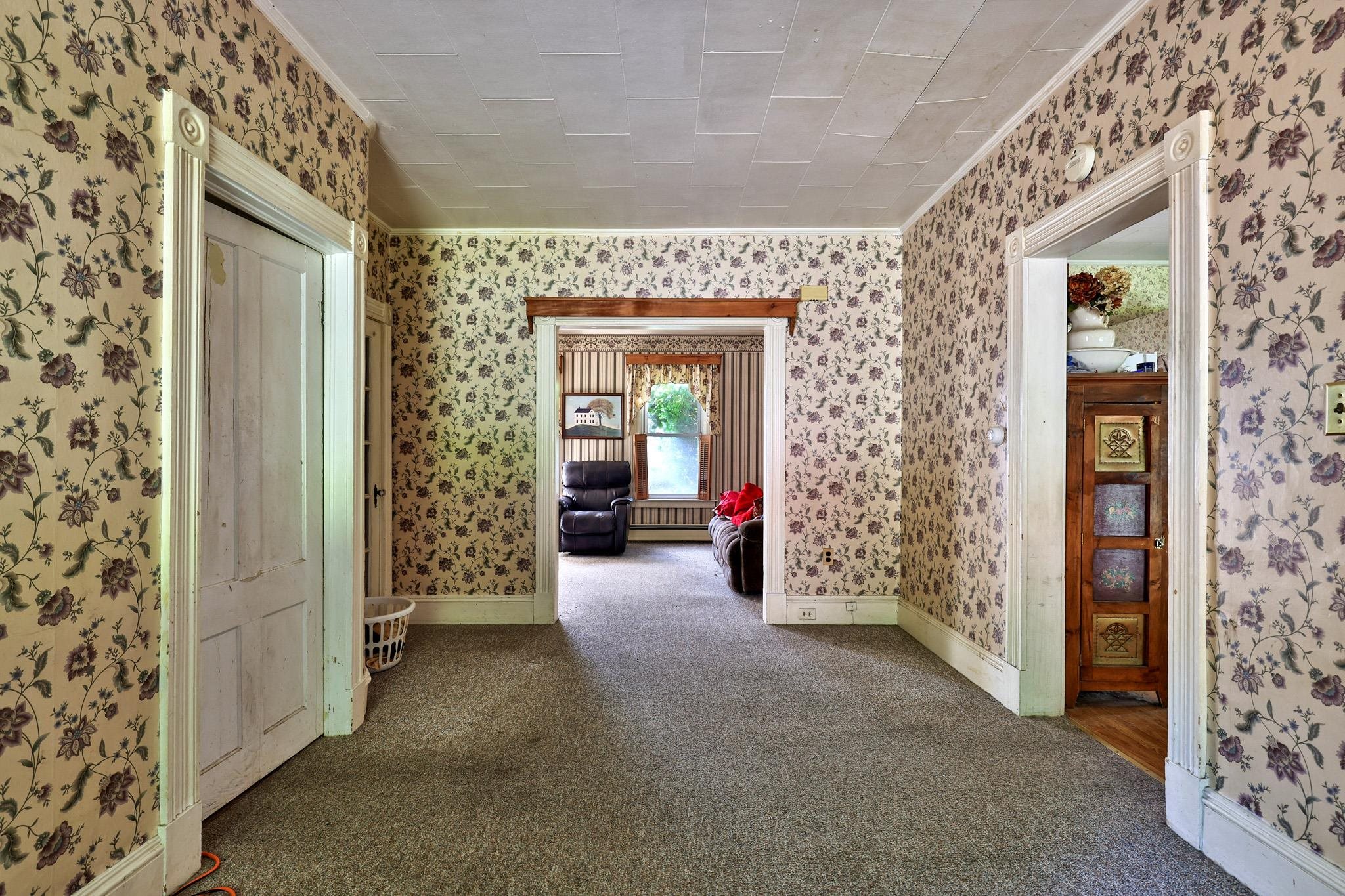 55 Pierpoint Avenue Property Photo 9