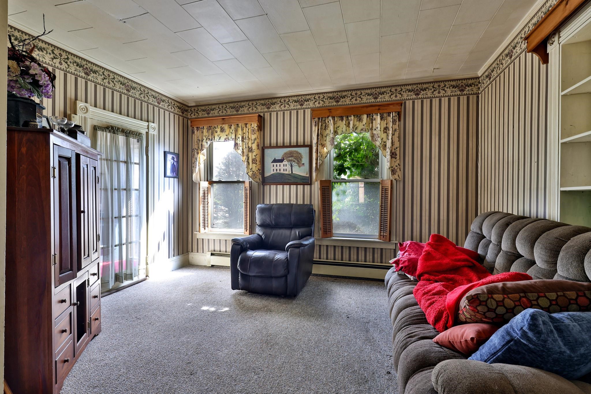 55 Pierpoint Avenue Property Photo 11
