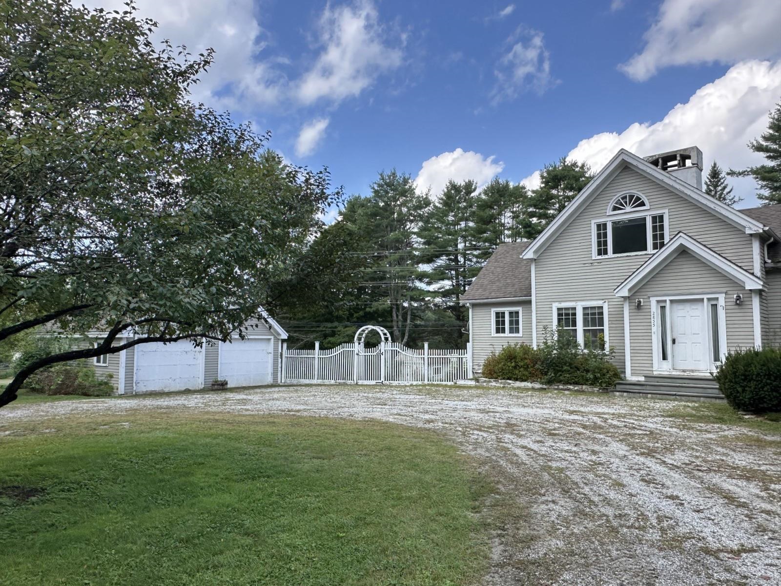 2855 Thompsonburg Road Property Photo 4