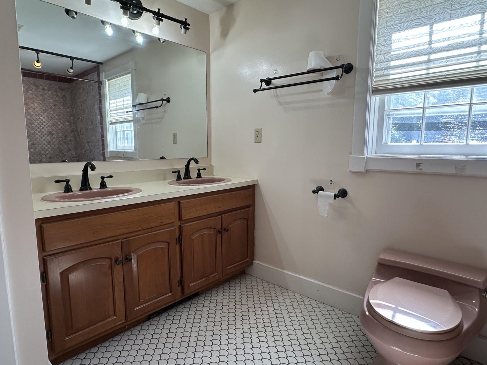 2855 Thompsonburg Road Property Photo 18