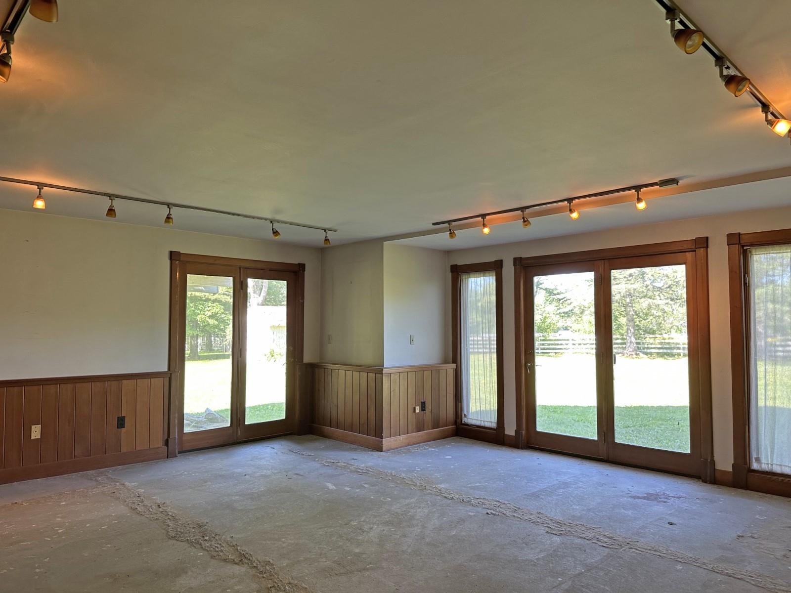 2855 Thompsonburg Road Property Photo 30
