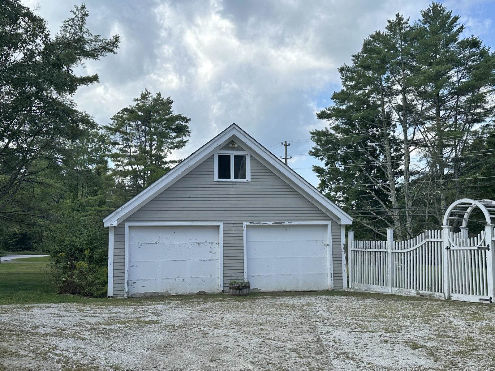 2855 Thompsonburg Road Property Photo 40