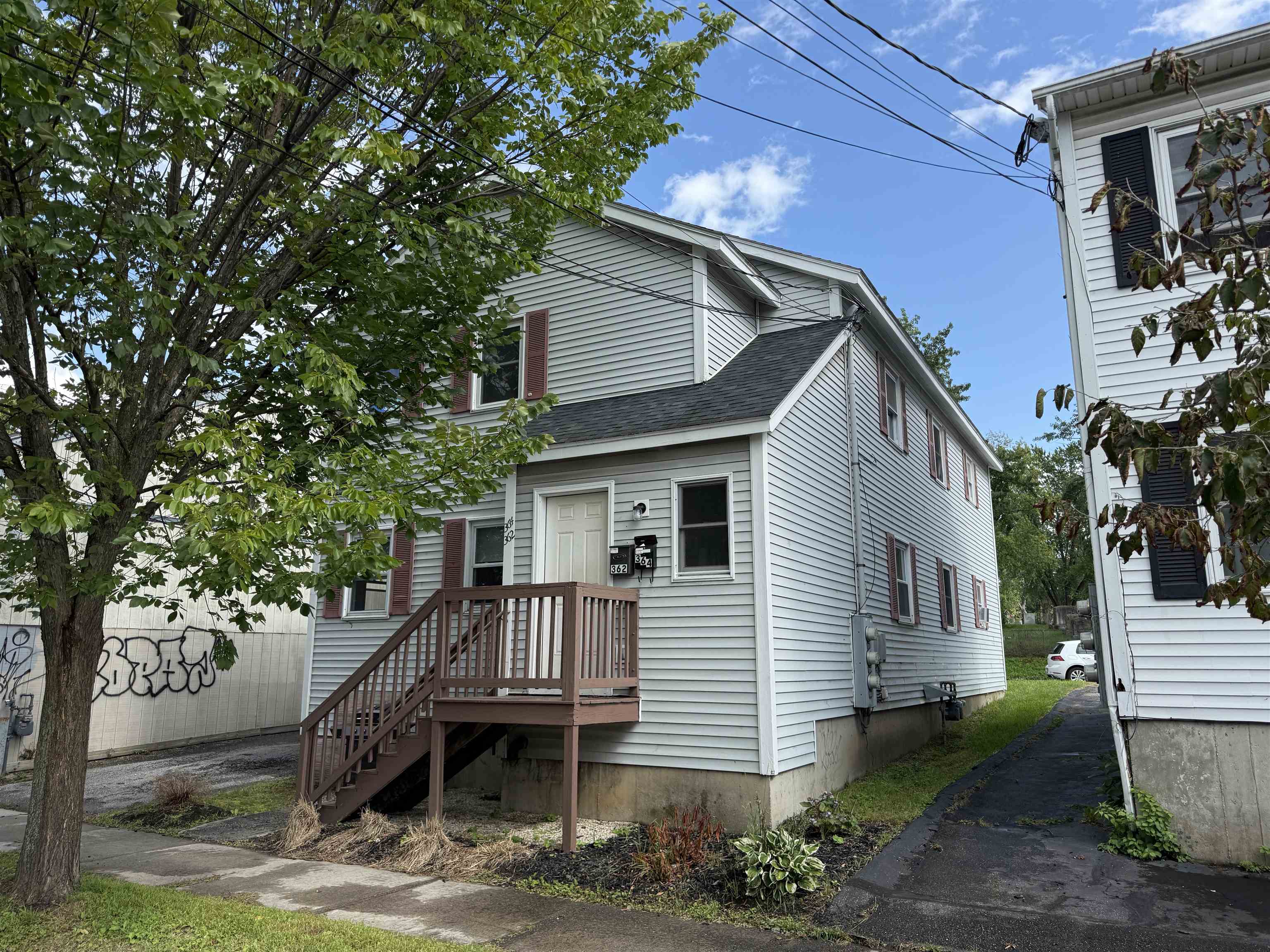362 North Winooski Avenue Property Photo 1