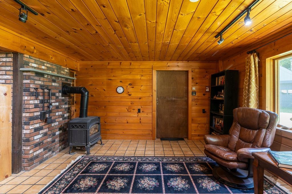 1221 Brook Road Property Photo 29