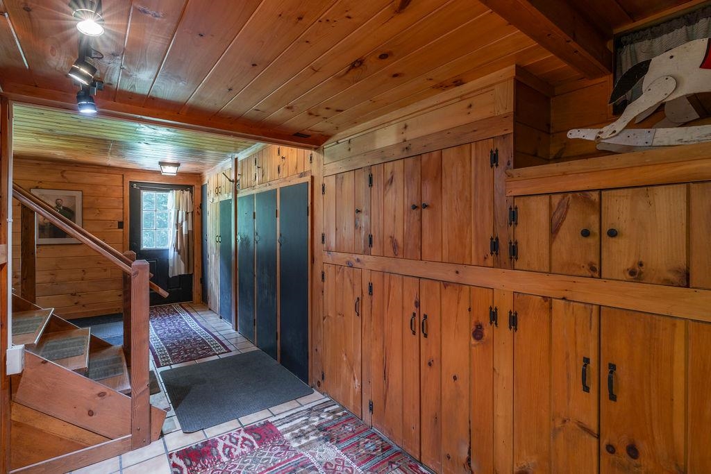 1221 Brook Road Property Photo 30