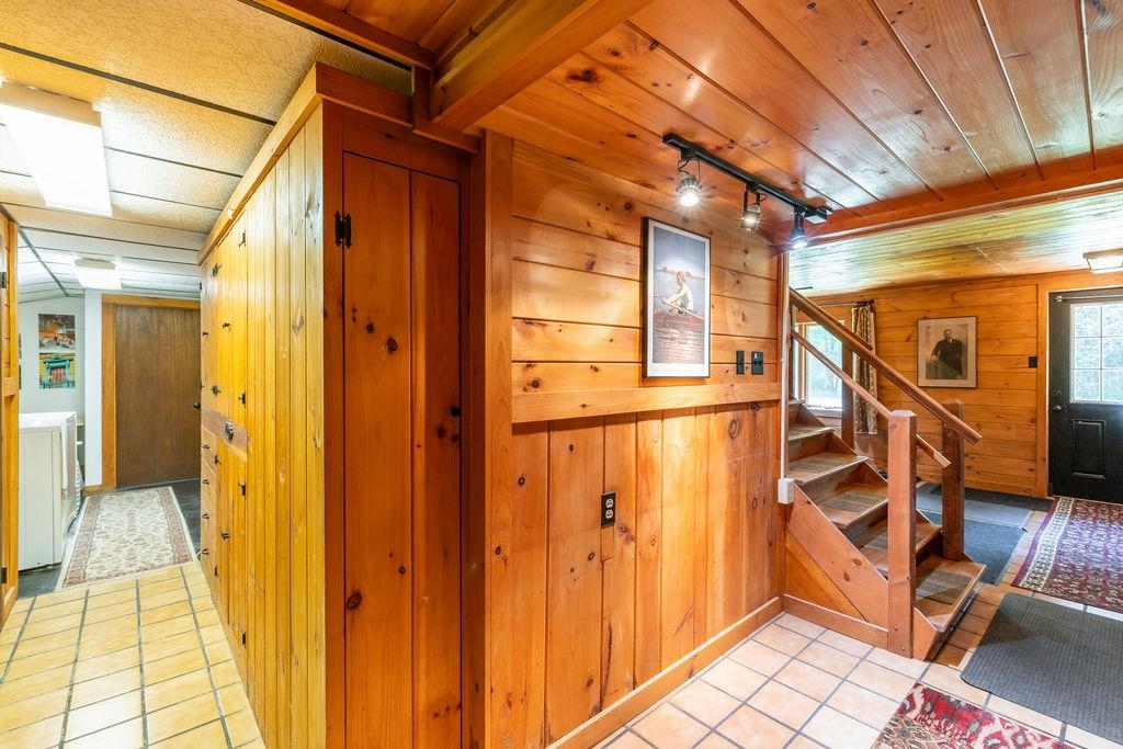 1221 Brook Road Property Photo 32