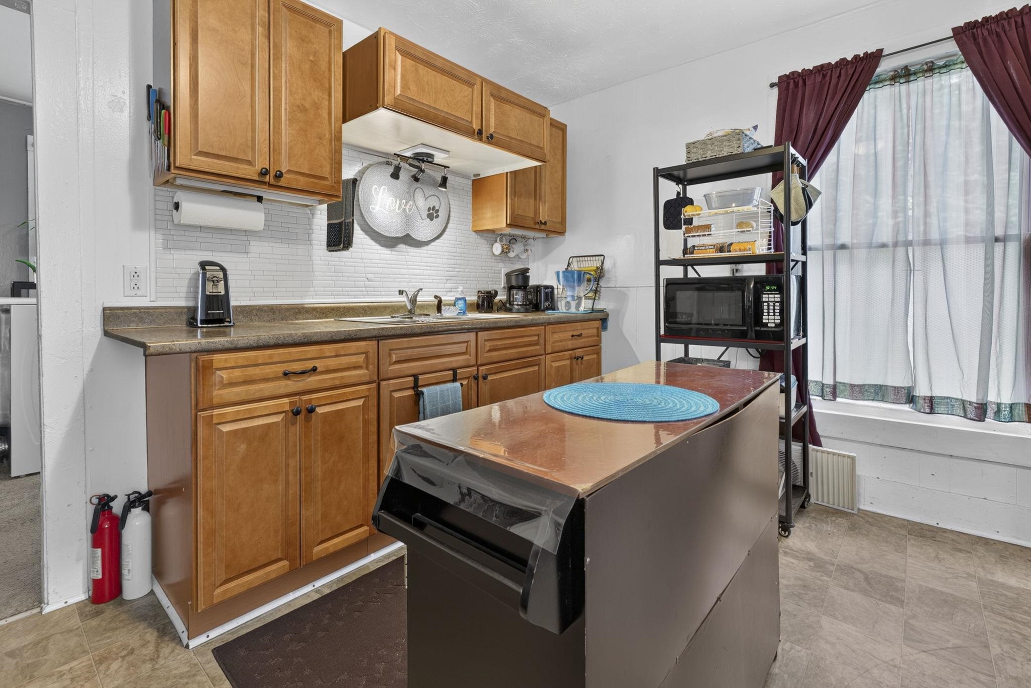 5 Girard Avenue Property Photo 12