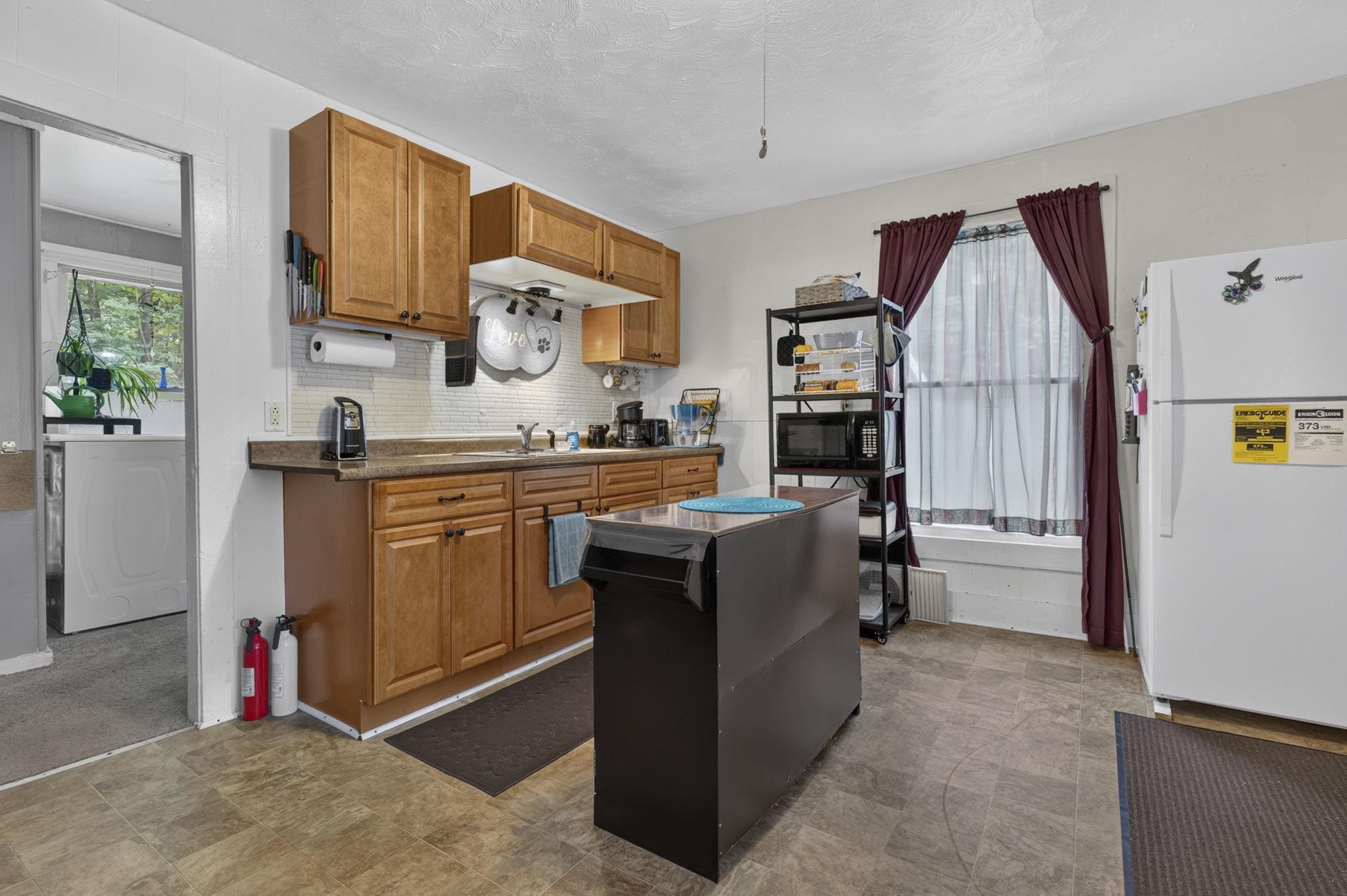 5 Girard Avenue Property Photo 17