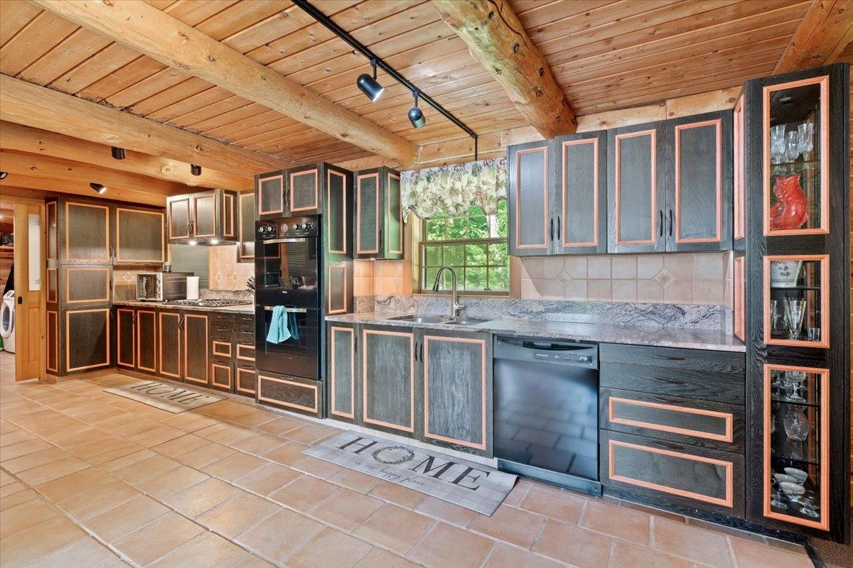 1641 West Hill Road Property Photo 27