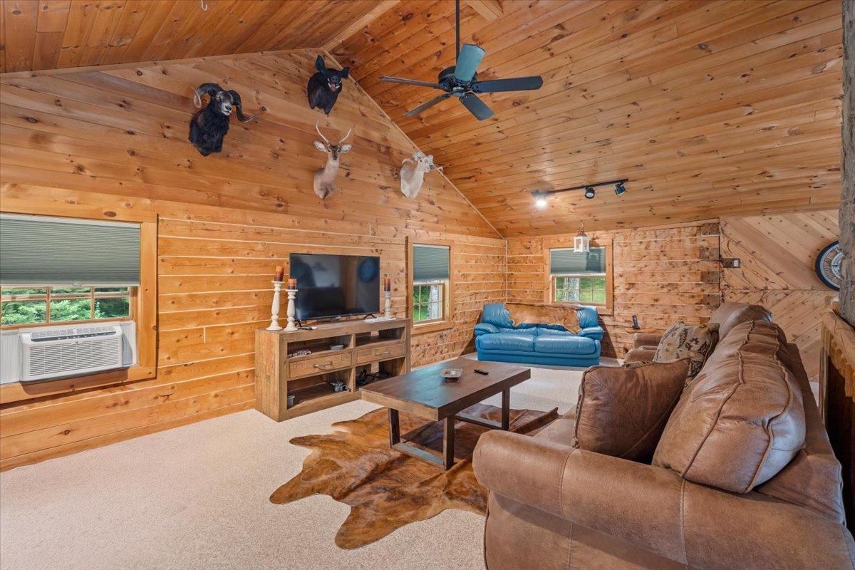 1641 West Hill Road Property Photo 43