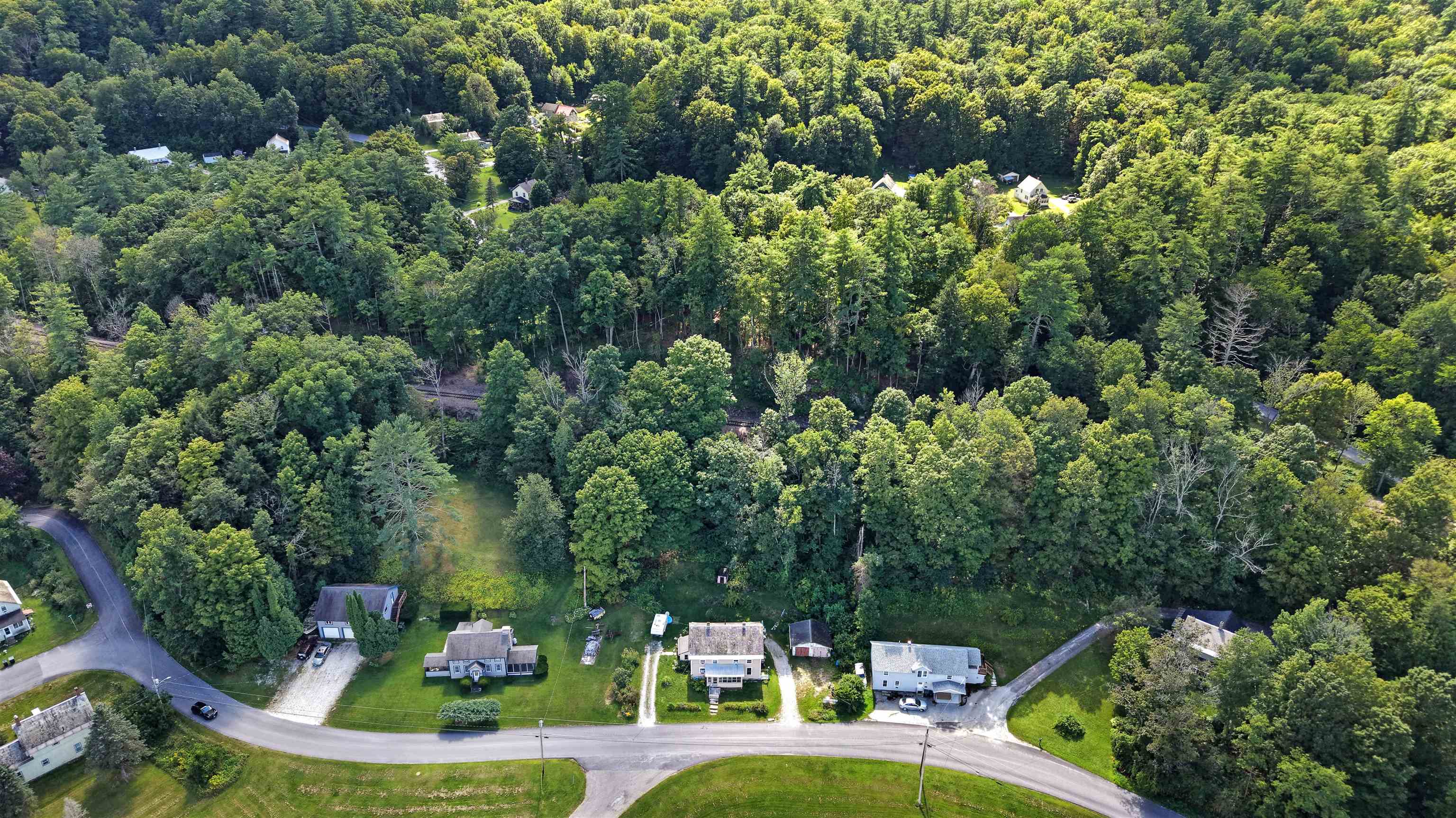 31-33 Gorham Bridge Road Property Photo 4