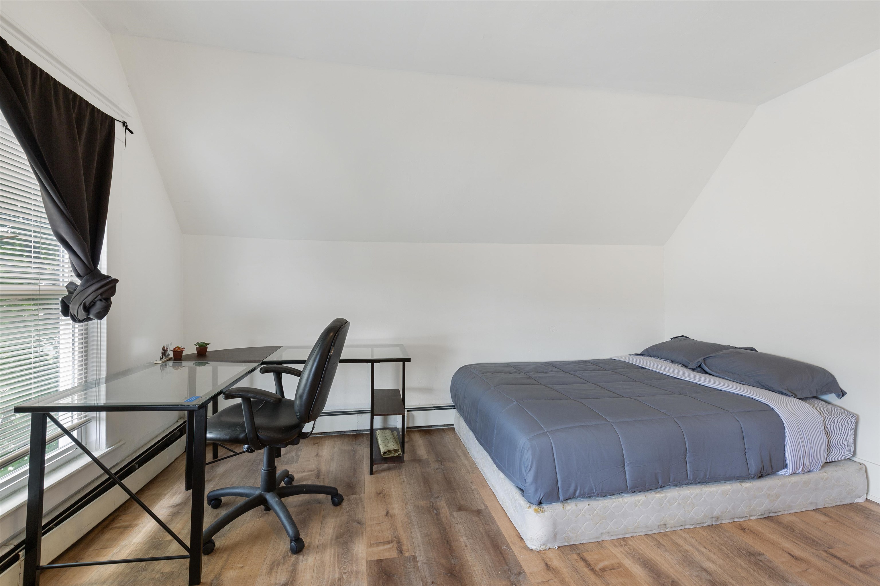 16 Parkhurst Street Property Photo 19