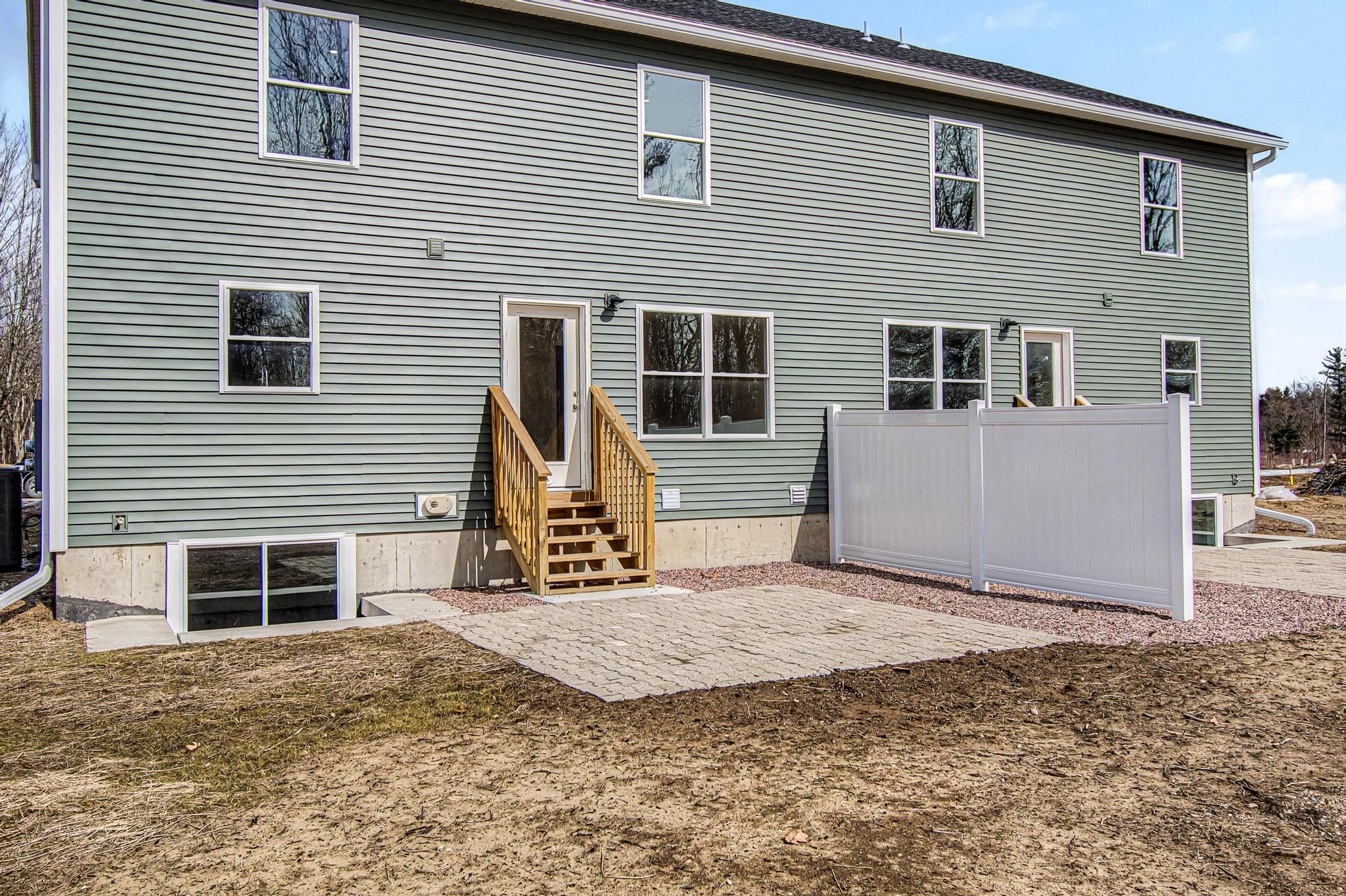 105 Elsa Lane Property Photo 3