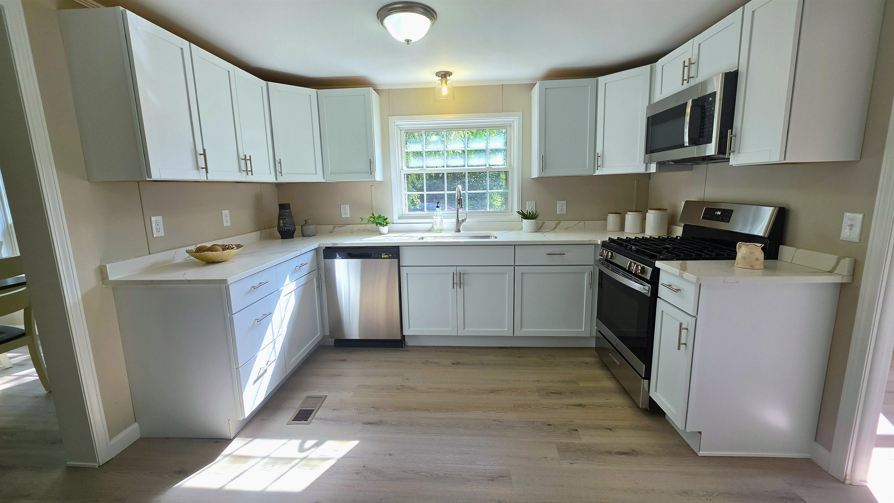 13 Caribbean Lane Property Photo 7